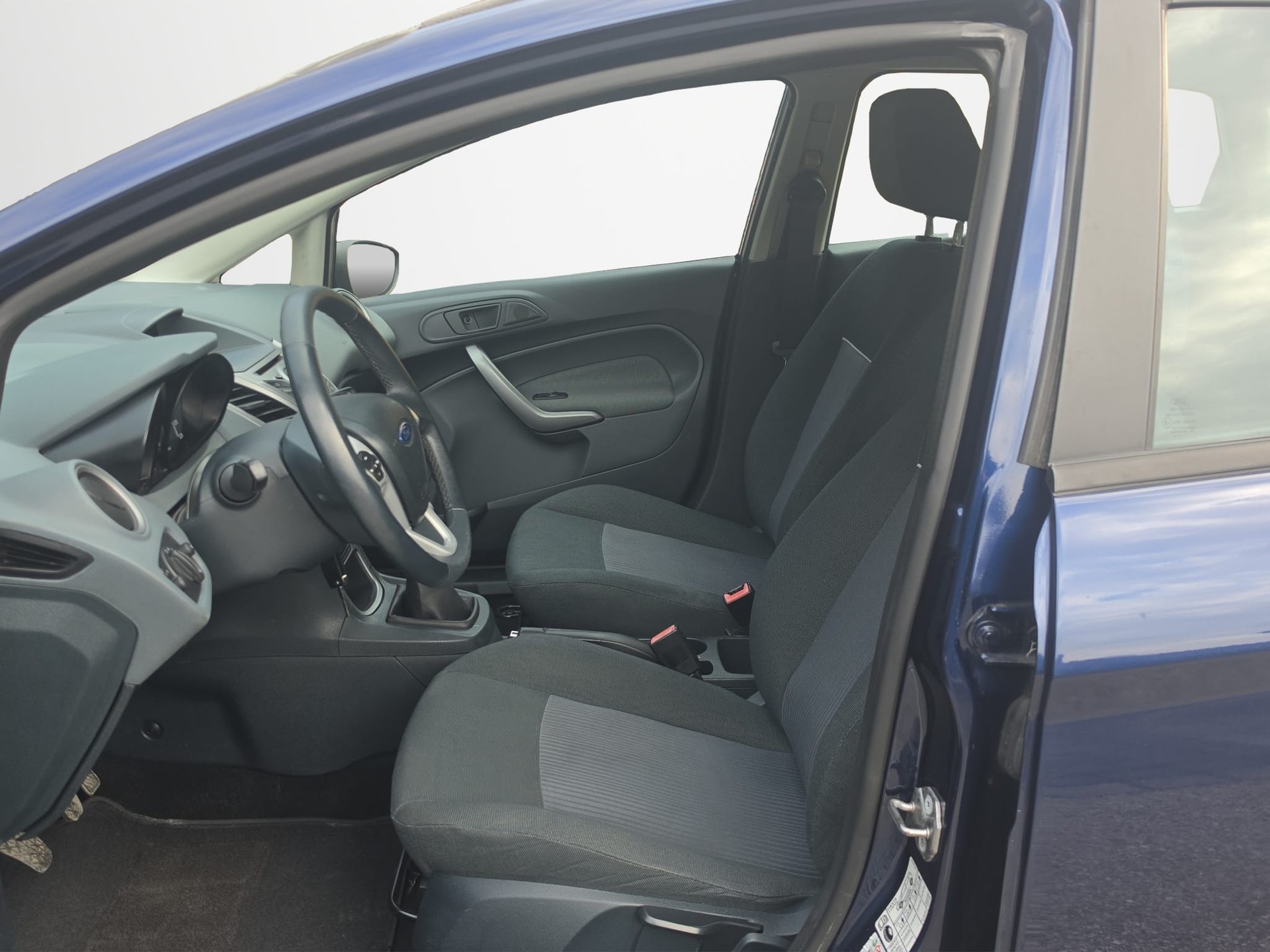 FORD Fiesta 1.25 16V Trend-image-3