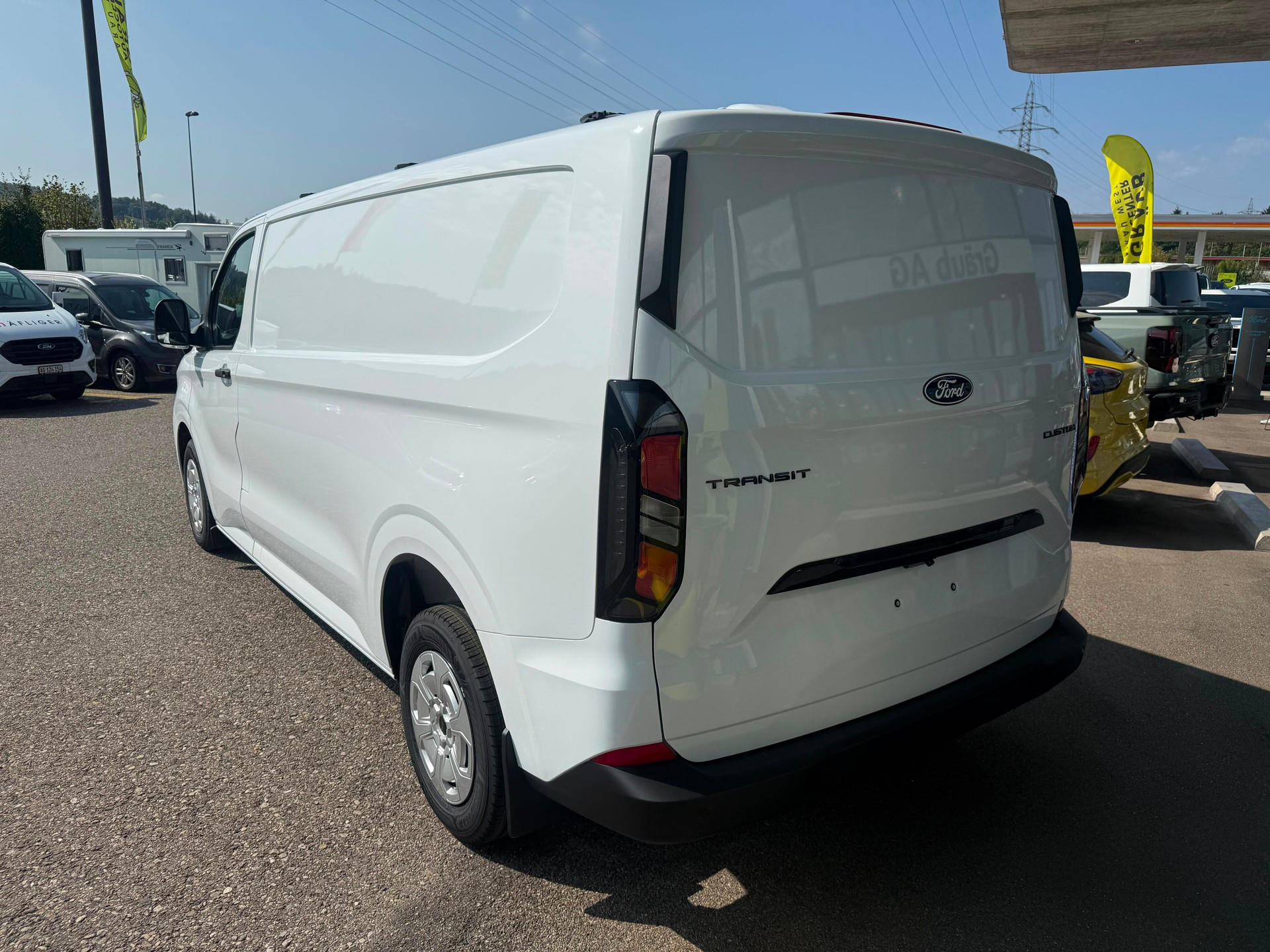 FORD Transit Custom Van 280 L2H1 Trend Automat-image-4