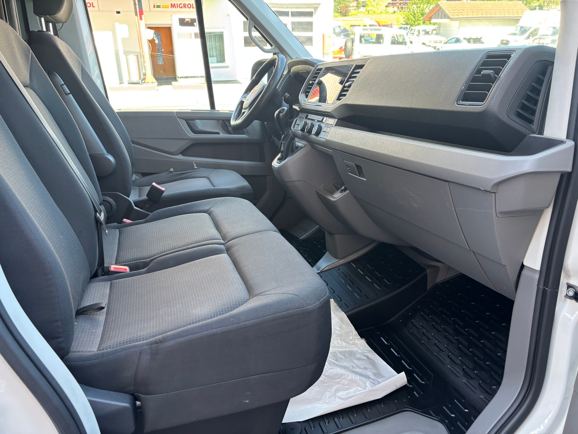 MAN TGE 3.180 Standard 4x4 A-image-8