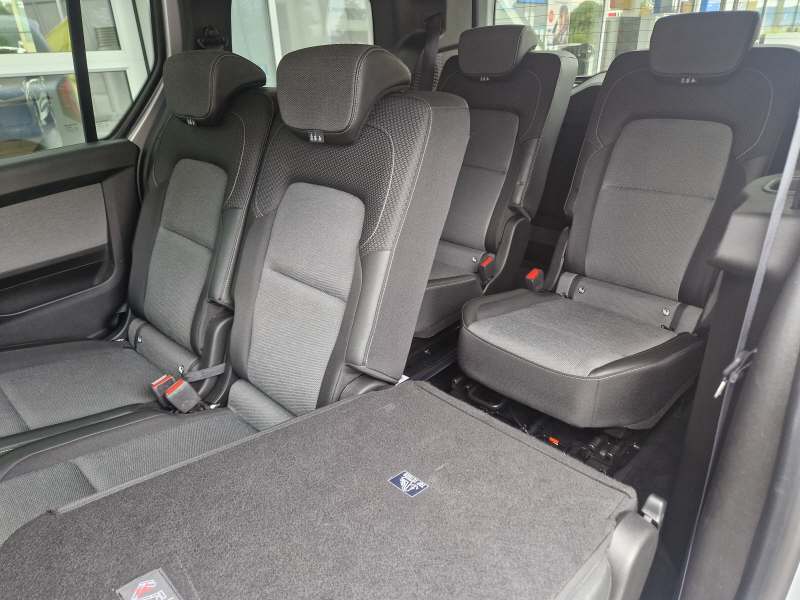 RENAULT Grand Kangoo Kombi 1.3 TCe 130 techno-image-15