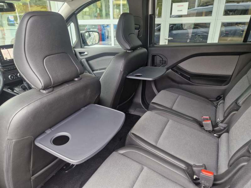 RENAULT Grand Kangoo Kombi 1.3 TCe 130 techno-image-14