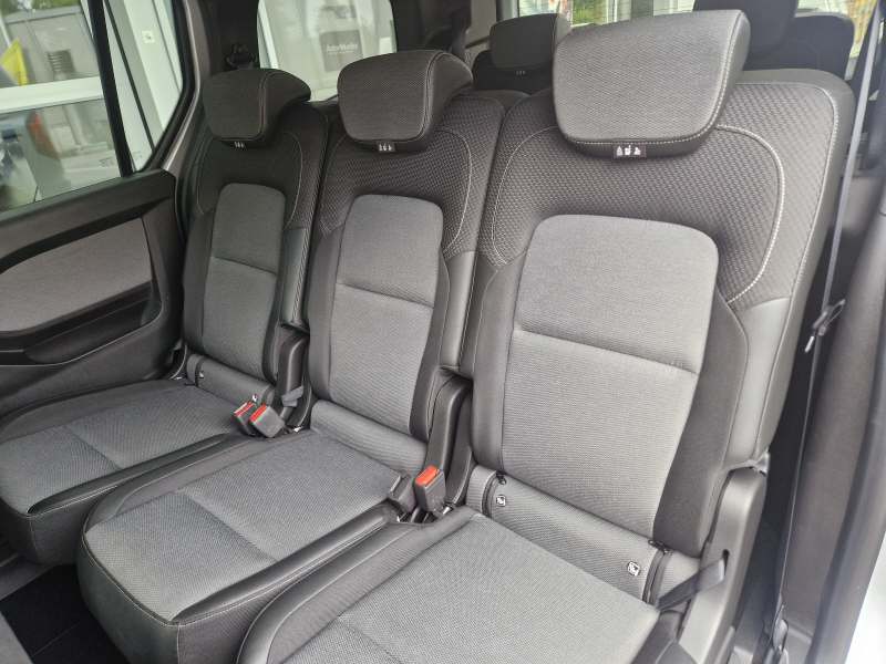 RENAULT Grand Kangoo Kombi 1.3 TCe 130 techno-image-13