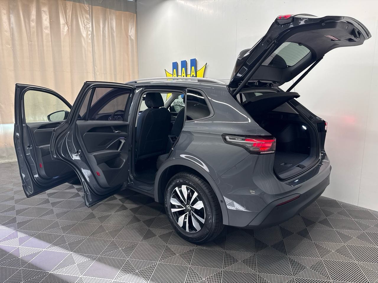 VW Tiguan 1.5 TSI evo2 mHEV DSG-image-14