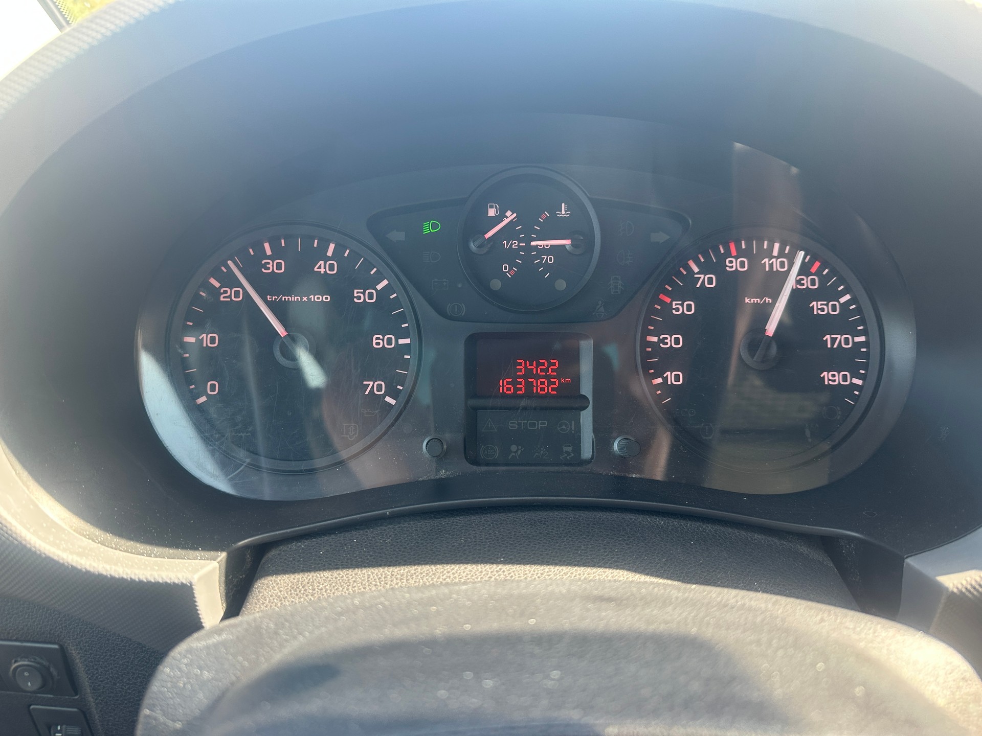 CITROEN Berlingo 1.6 BlueHDi 100 Attraction-image-4