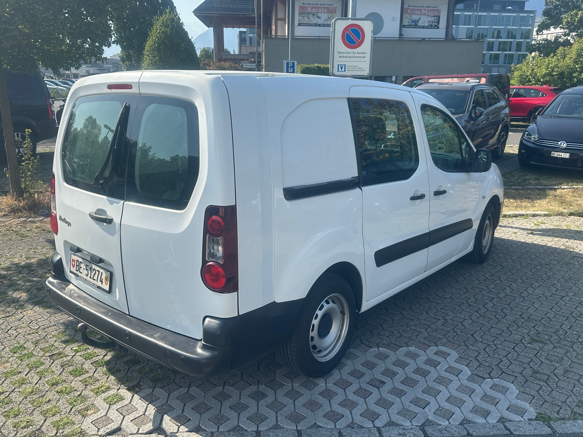 CITROEN Berlingo 1.6 BlueHDi 100 Attraction-image-1