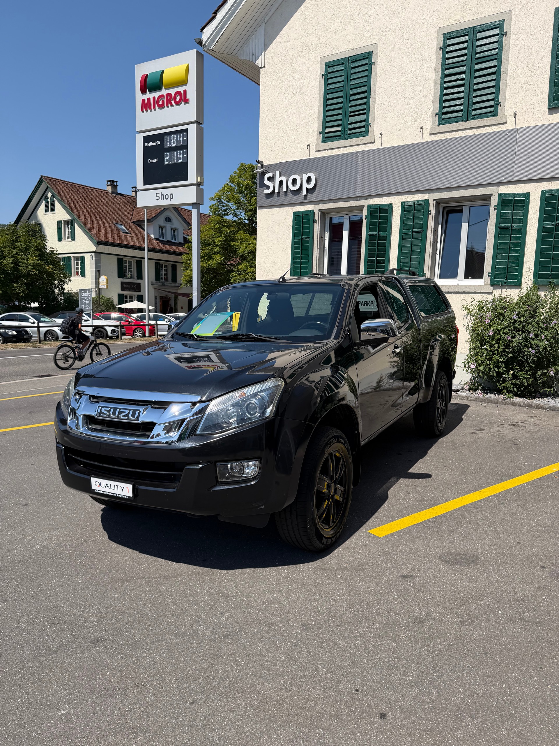 ISUZU D-MAX 2.5 SpaceCab Solar 4x4 A-image-2