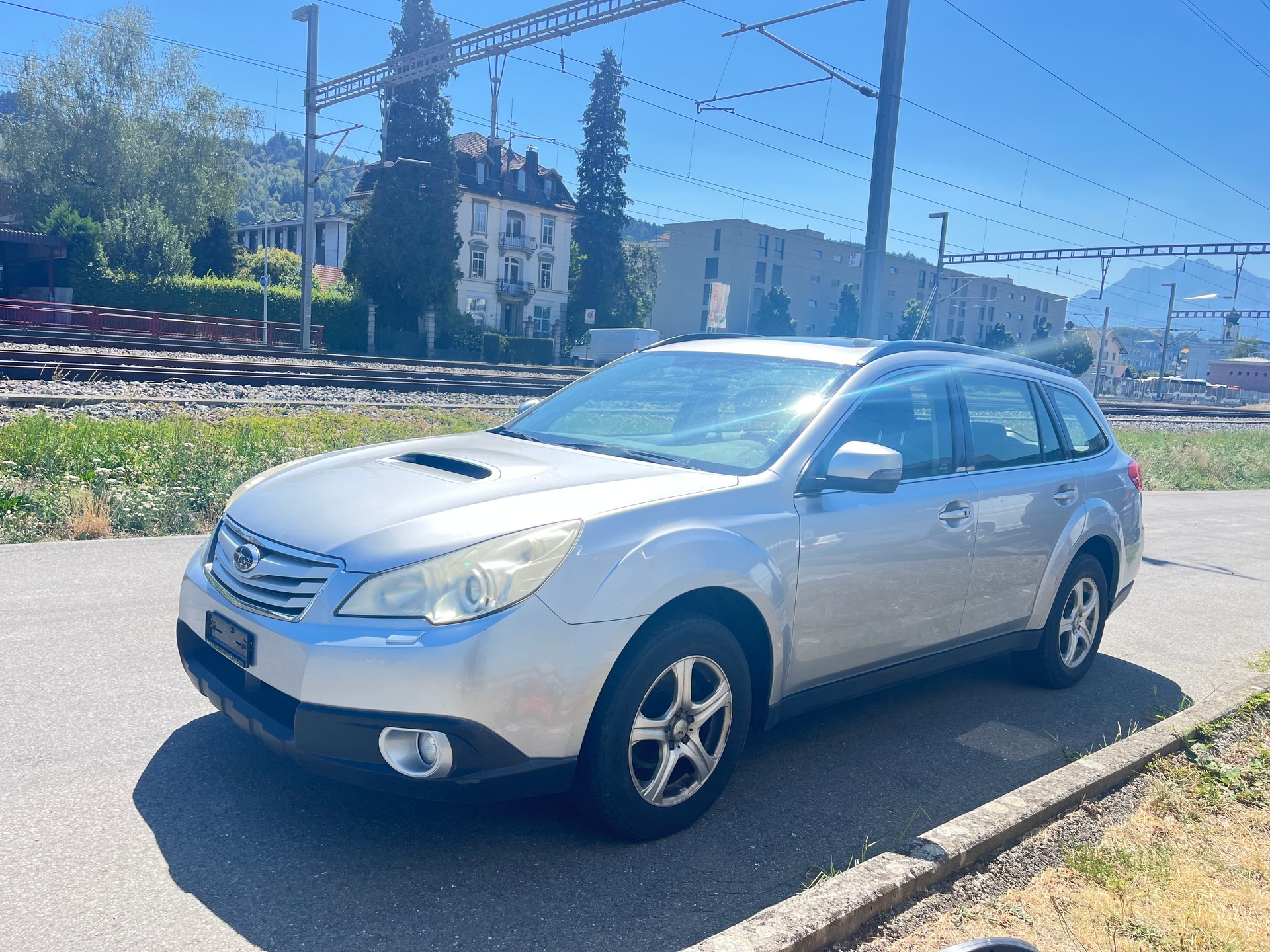 SUBARU Outback 2.0D Limited AWD-image-1