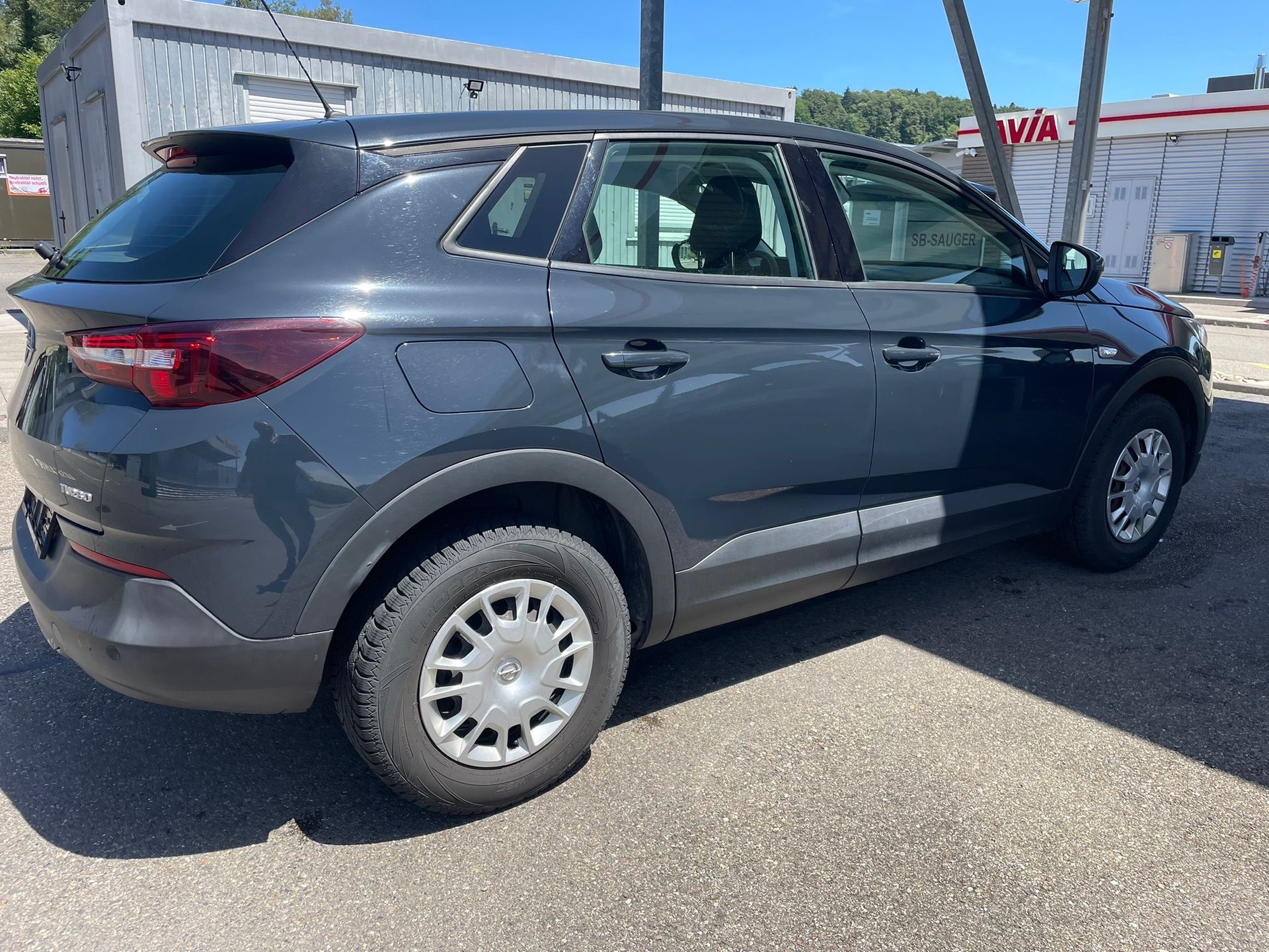 OPEL Grandland X 1.2i TP Design Line-image-7