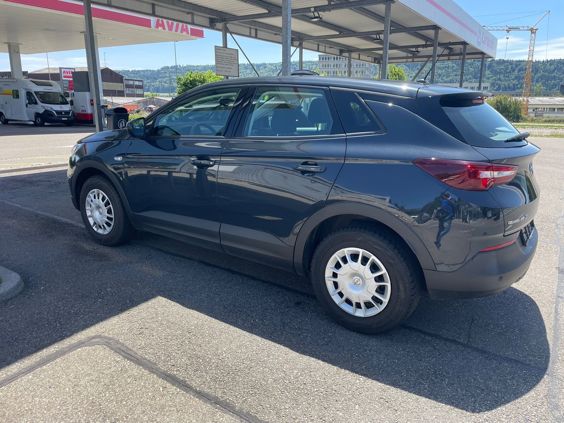 OPEL Grandland X 1.2i TP Design Line-image-6