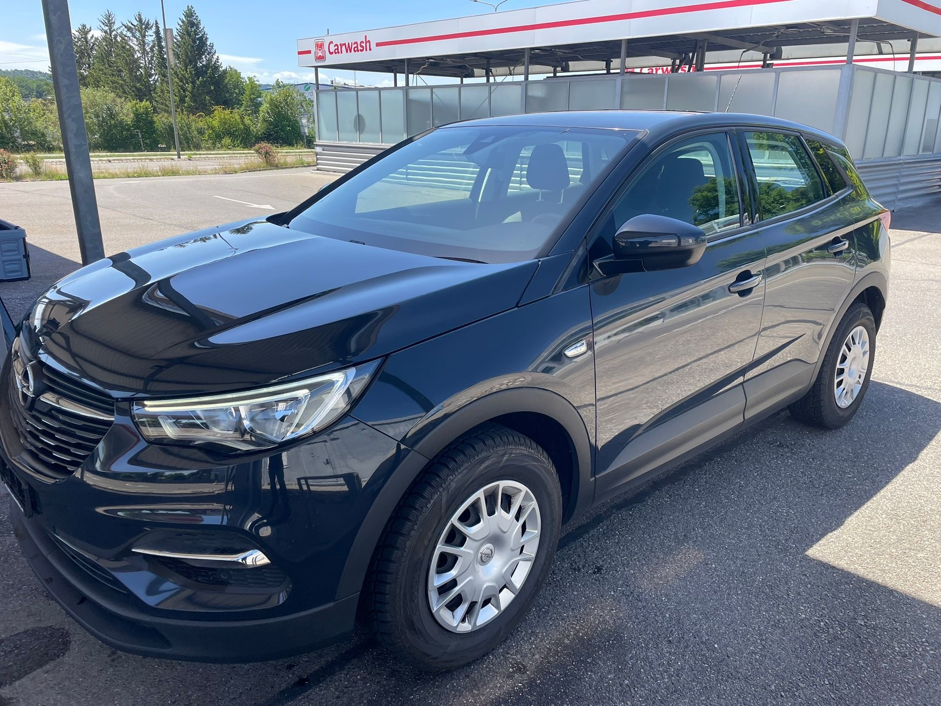 OPEL Grandland X 1.2i TP Design Line-image-15