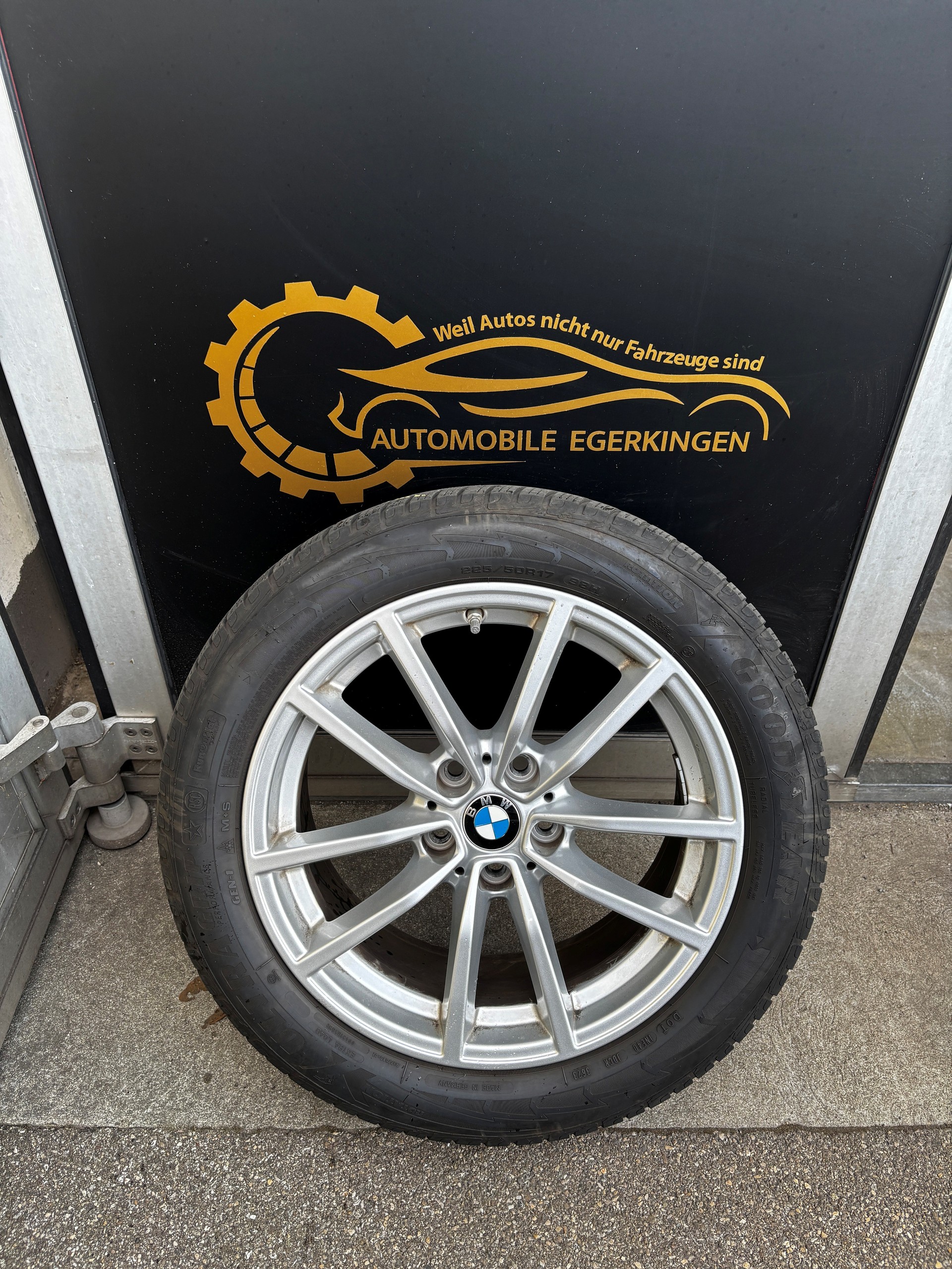 BMW 320d xDrive M Paket SAG Touring-image-20