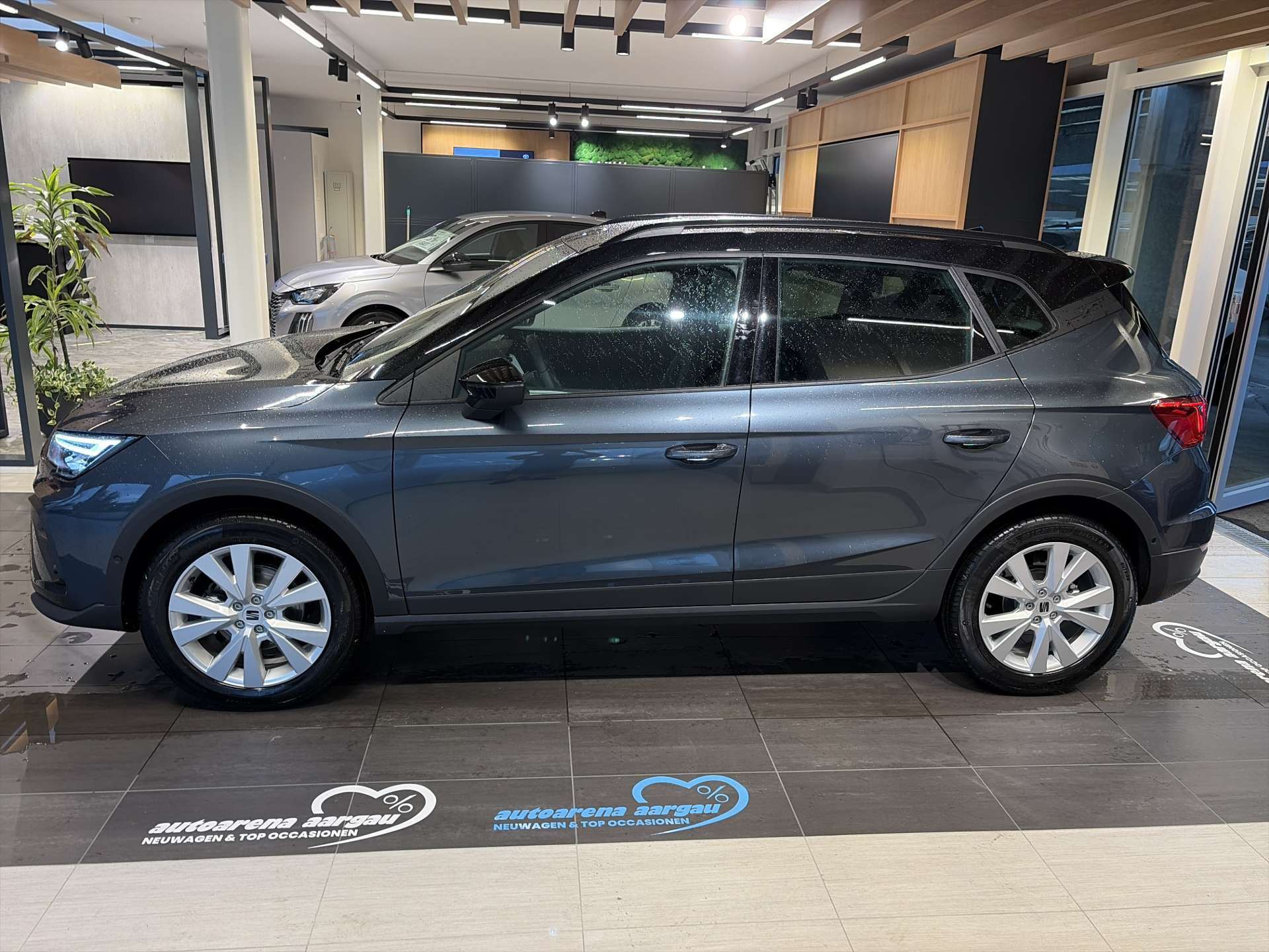 SEAT Arona 1.0 TSi Eco Style DSG-Automat-image-11