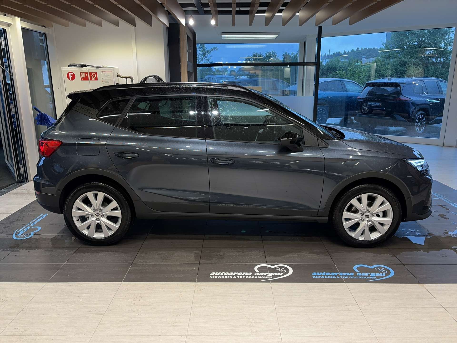 SEAT Arona 1.0 TSi Eco Style DSG-Automat-image-13