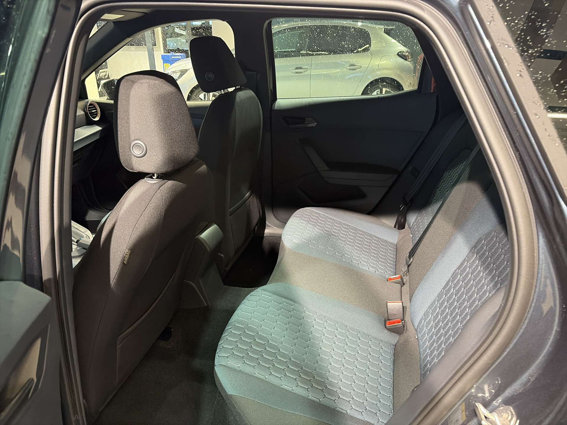 SEAT Arona 1.0 TSi Eco Style DSG-Automat-image-6