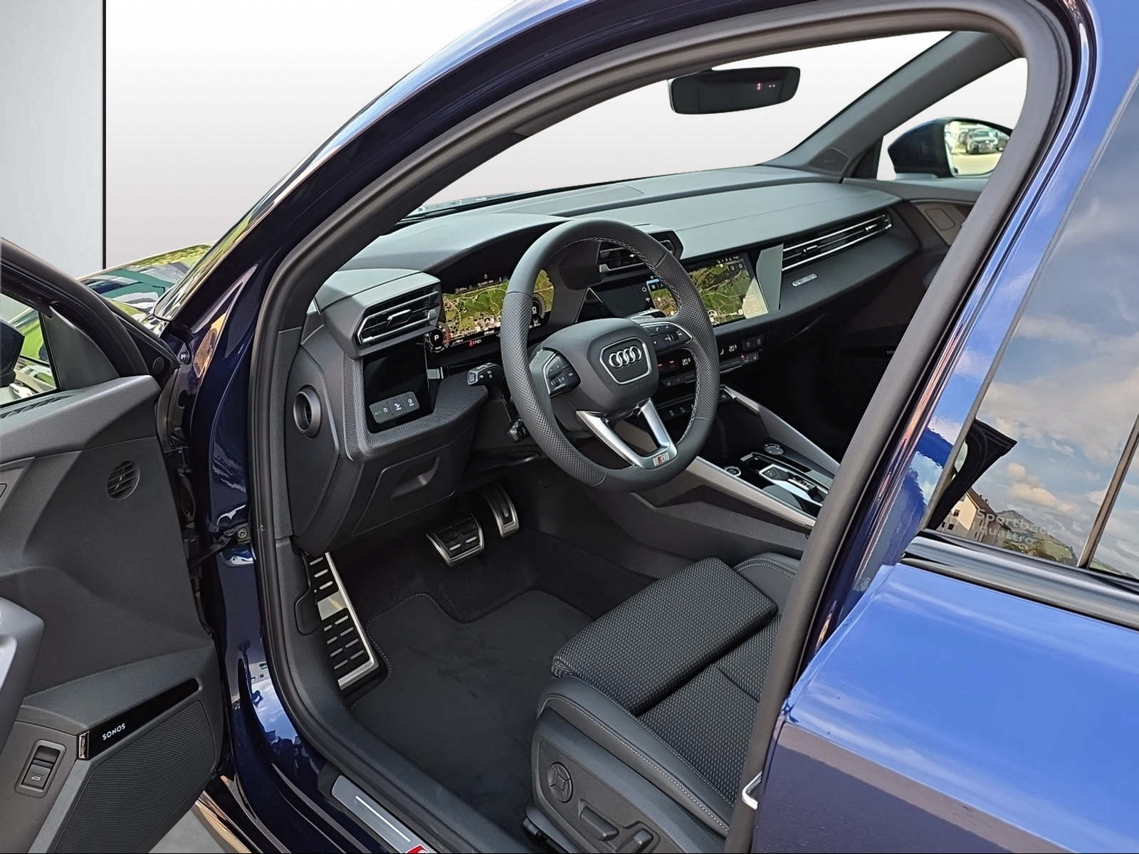 AUDI A3 Sportback TFSI 150 kW quattro S line S tronic-image-5