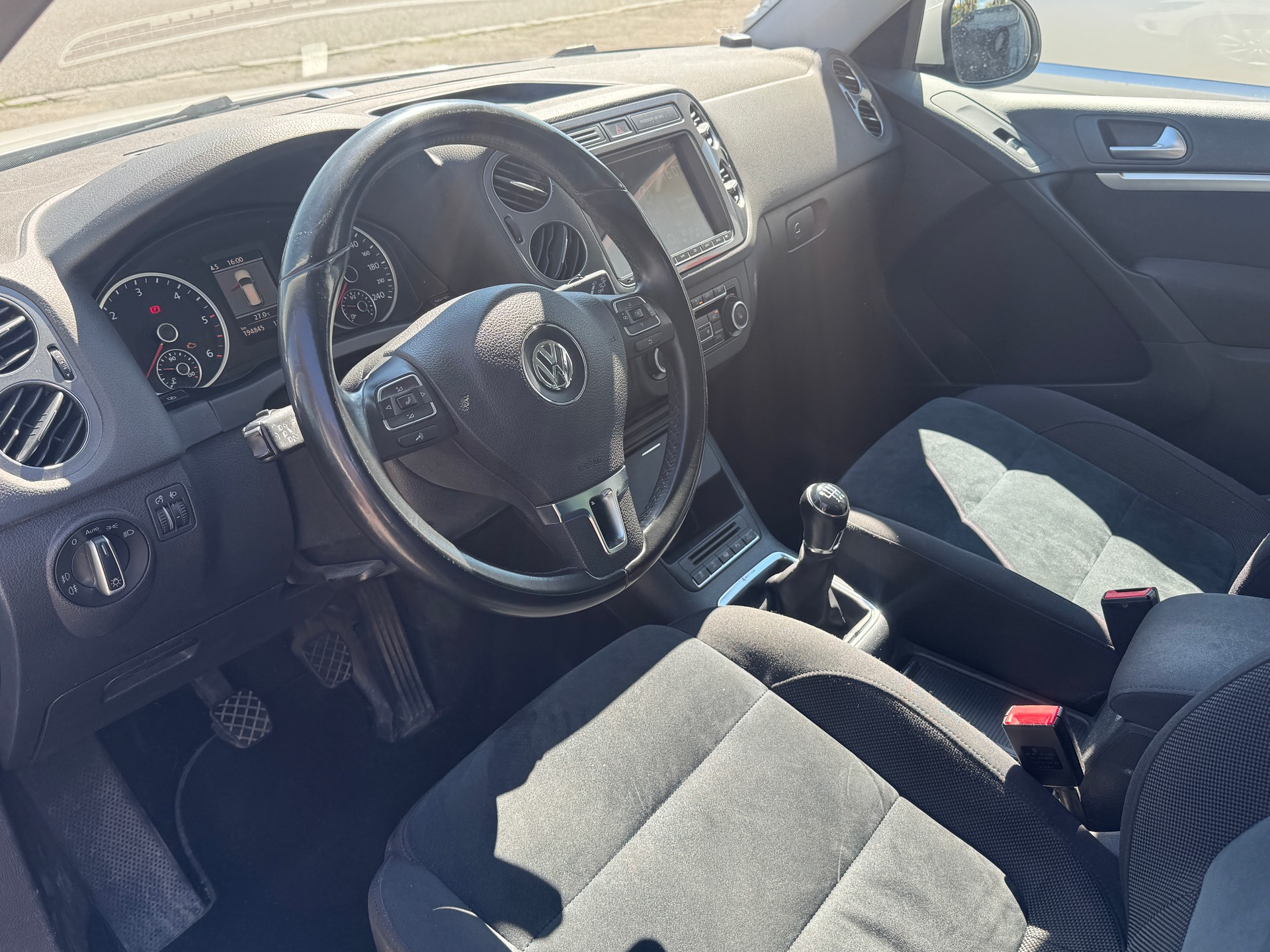 VW Tiguan 2.0 TDI BlueMotion Track&Field 4Motion-image-7