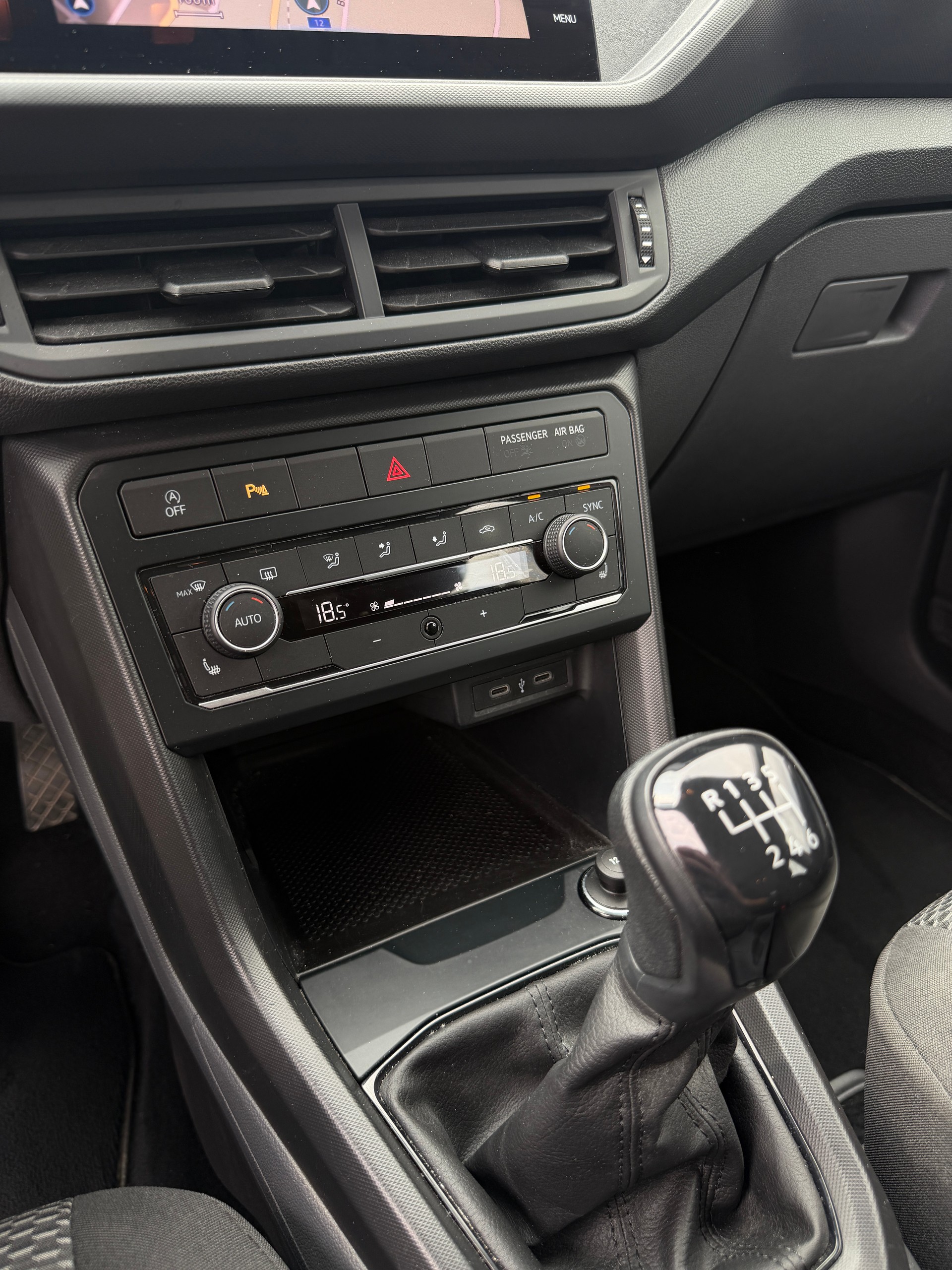 VW T-Cross 1.0 TSI-image-13