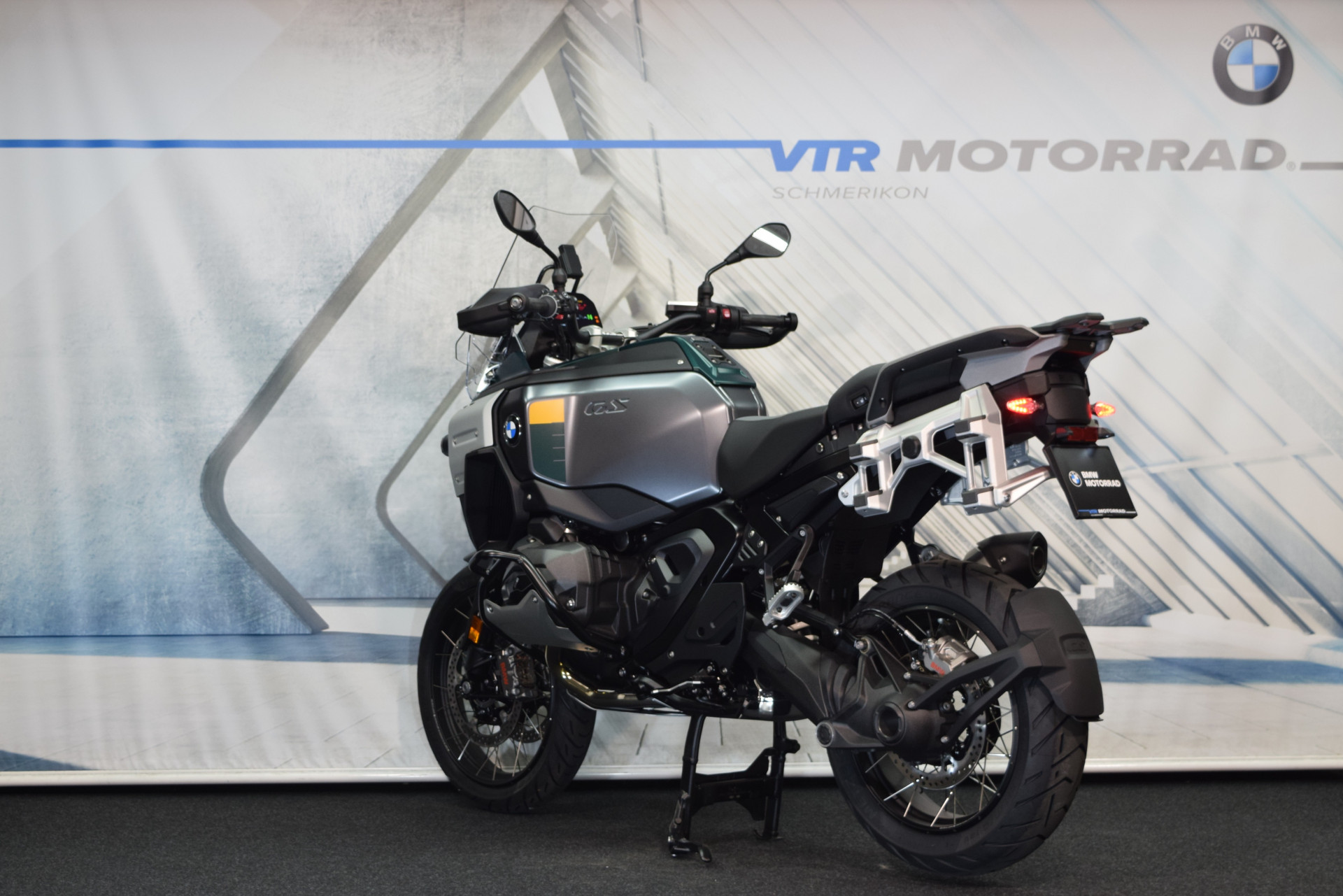 BMW R 1300 GS Adventure ASA Opt. 719 - Vollausstattung-showroom-element-3