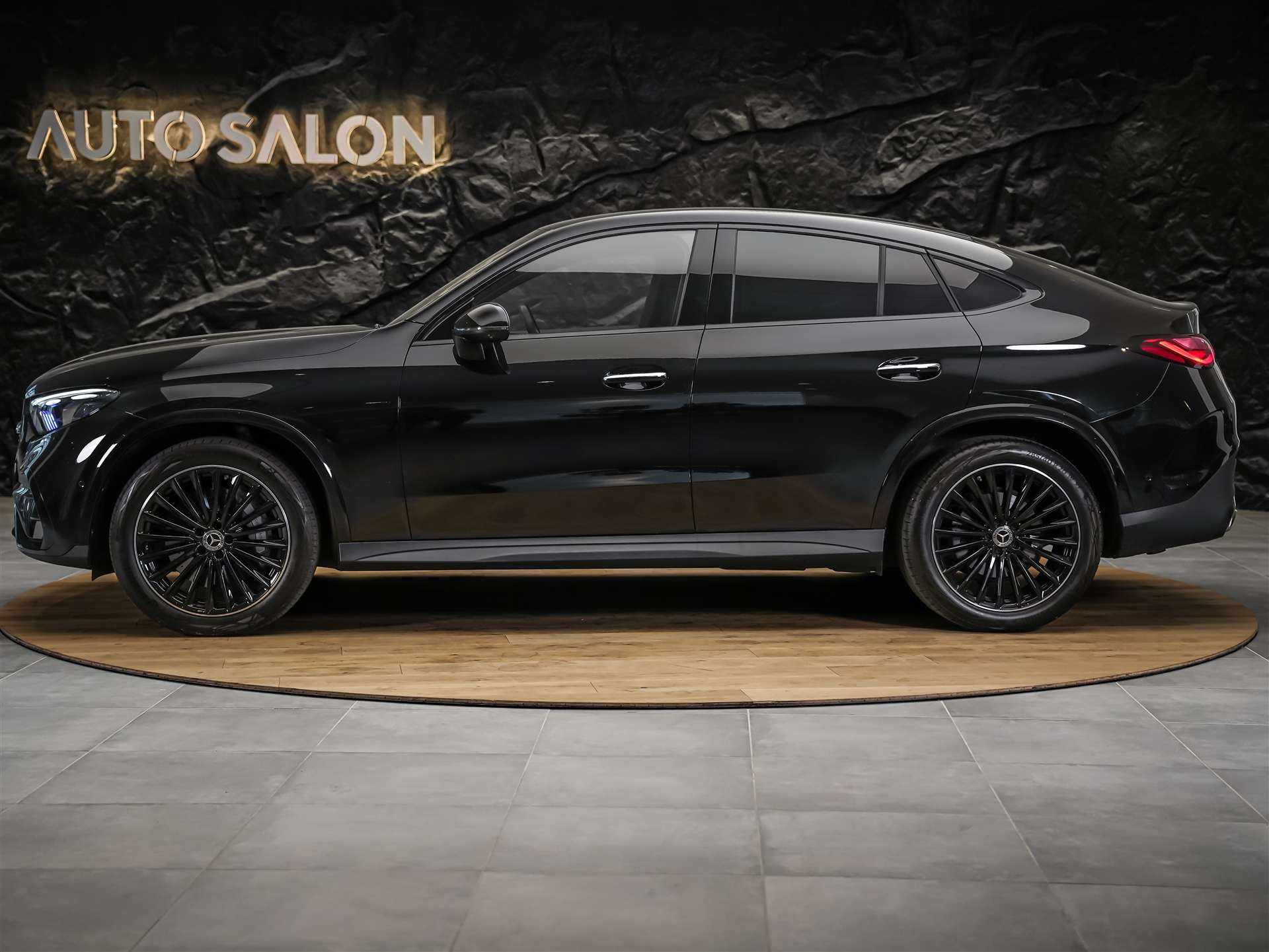 MERCEDES-BENZ GLC Coupé 300 d 4Matic 9G-Tronic *Digital Light*Head-Up*Lenkradheizung*-image-1