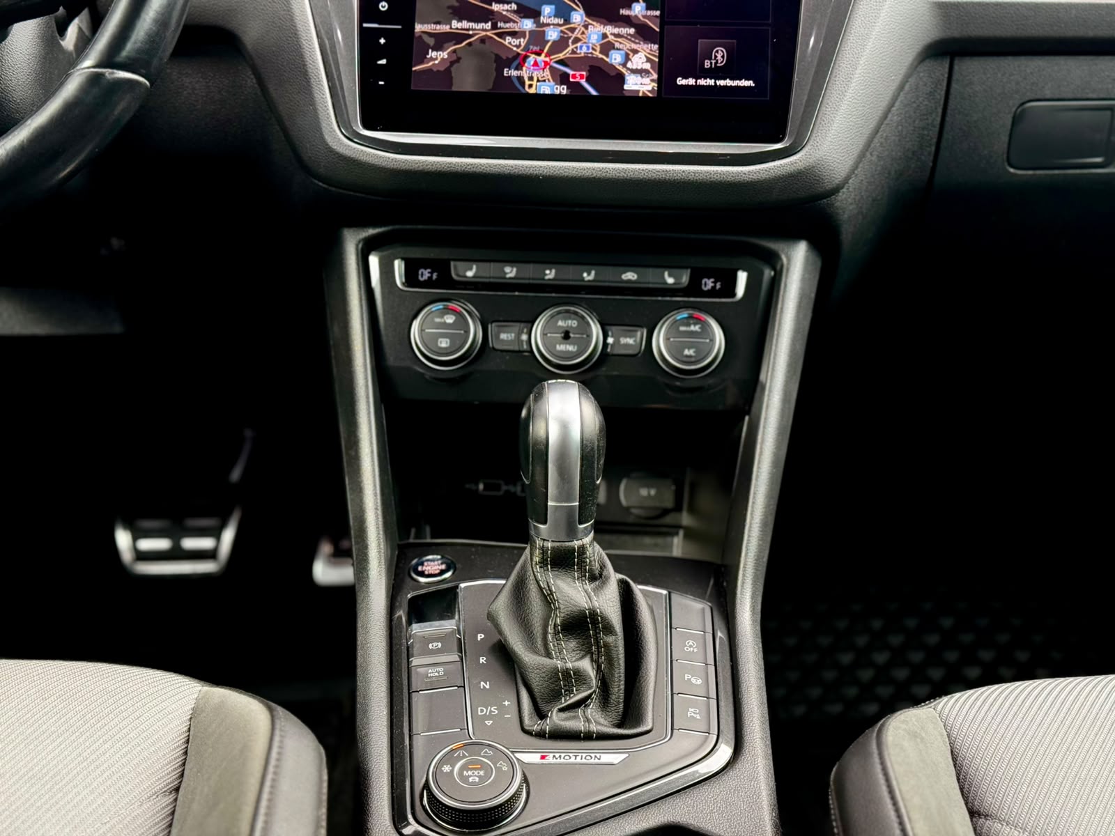 VW Tiguan 2.0TSI R-Line 4Motion DSG-image-31