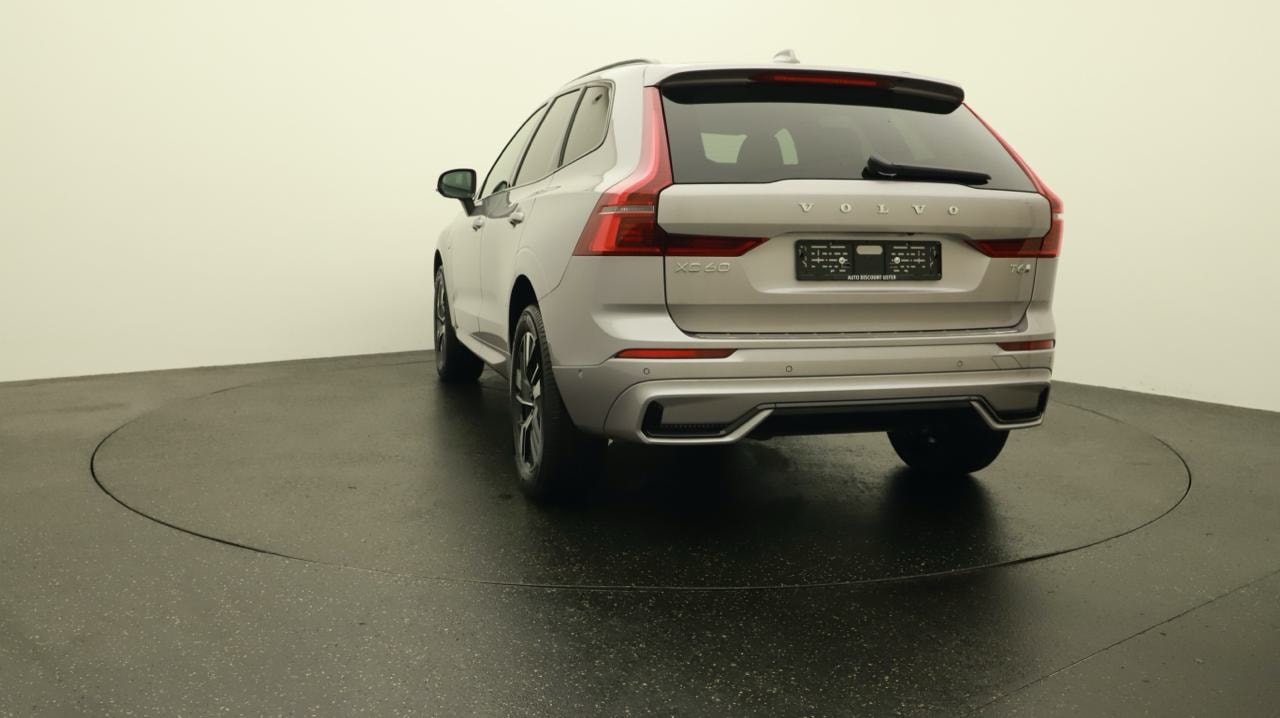 VOLVO XC60 T6 eAWD PluginHybrid Plus Dark Geartronic-image-3