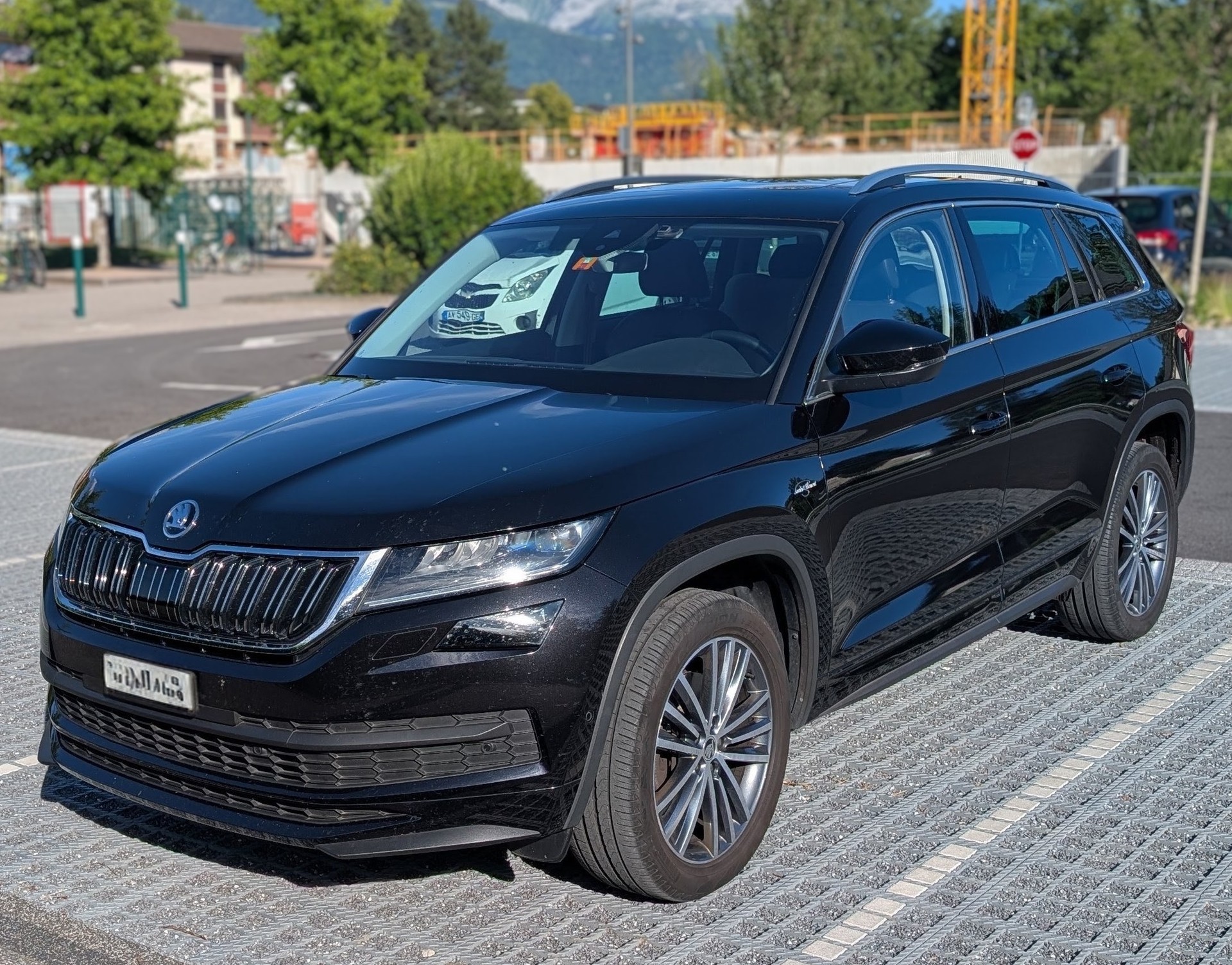 SKODA 2.0 TDI 190 L&K 4x4 DSG 7 places-image-0