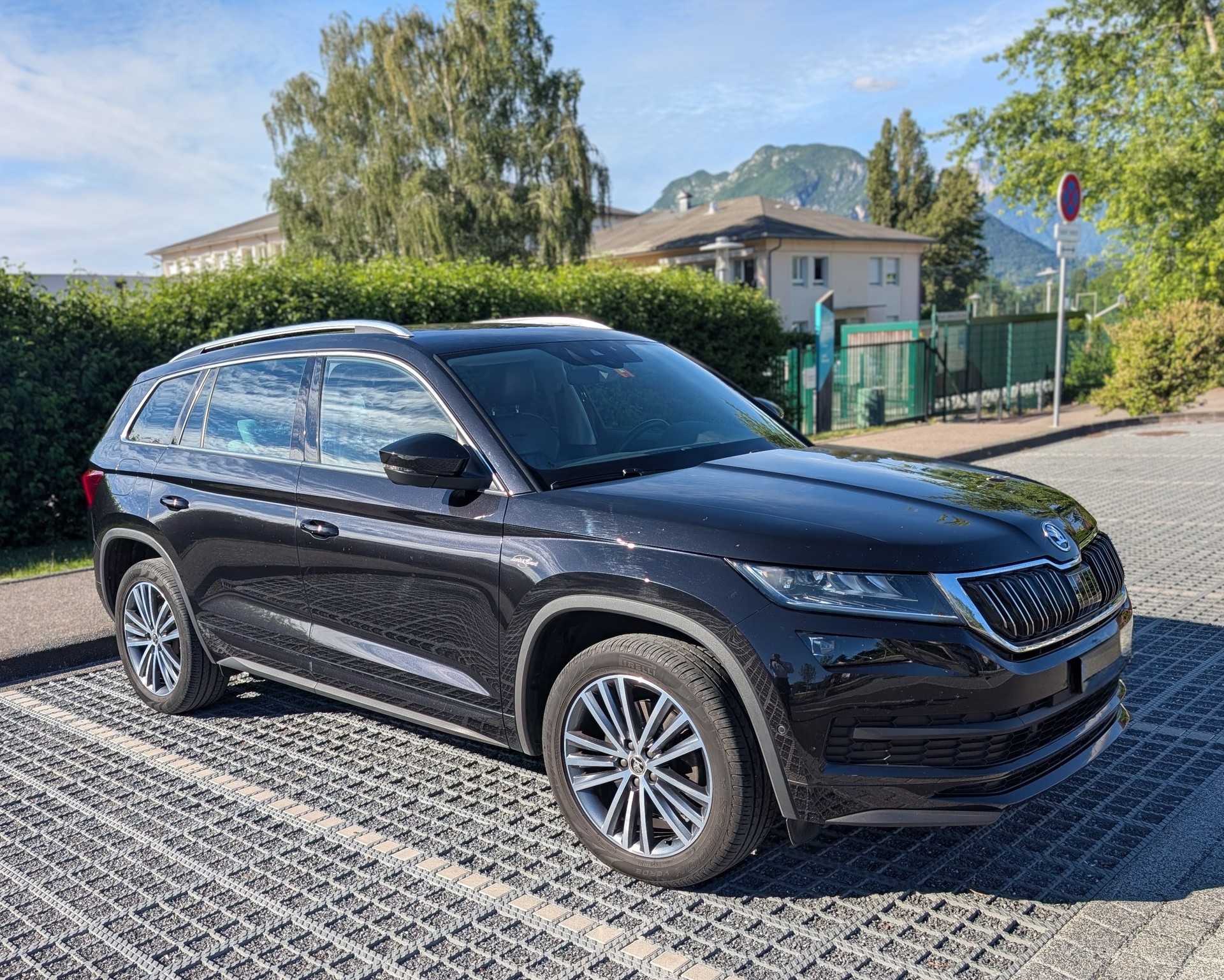 SKODA 2.0 TDI 190 L&K 4x4 DSG 7 places-image-3