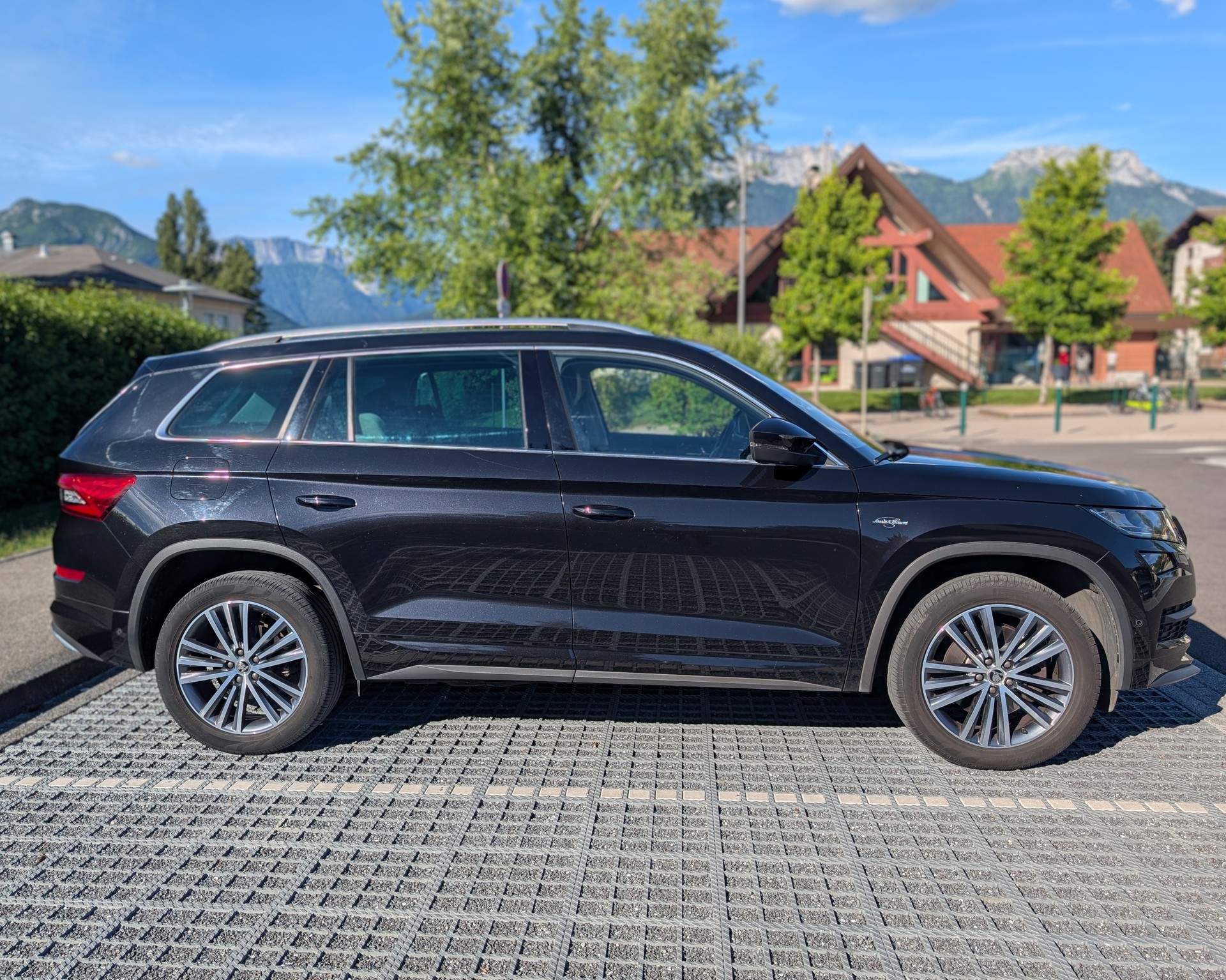 SKODA 2.0 TDI 190 L&K 4x4 DSG 7 places-image-4