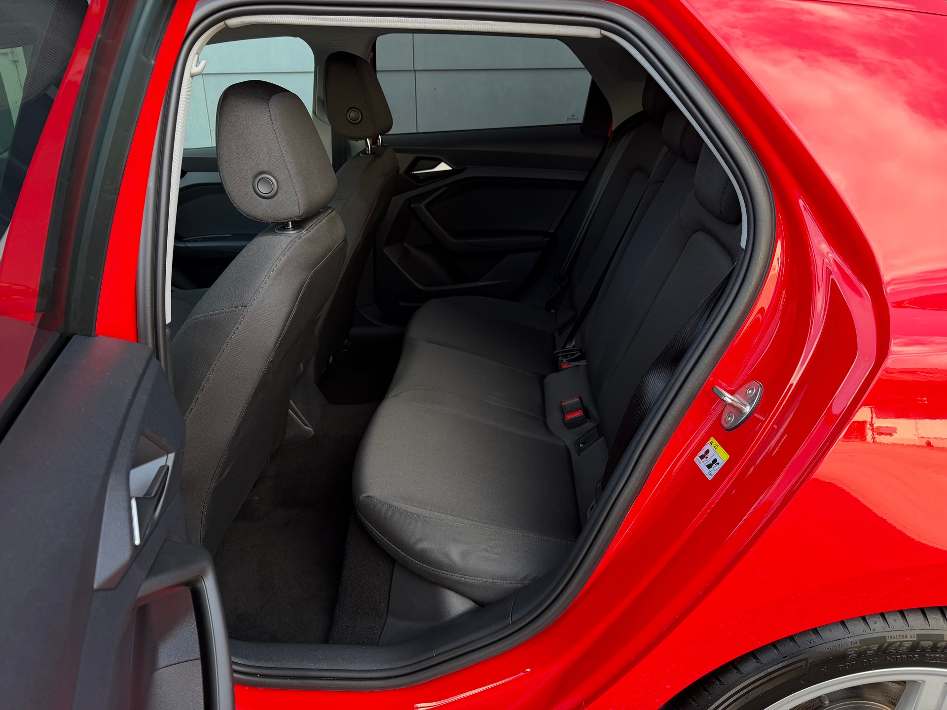 AUDI A1 Sportback 30 TFSI S-tronic °° 5 Jahre / 100'000 Hersteller Garantie °°-image-12