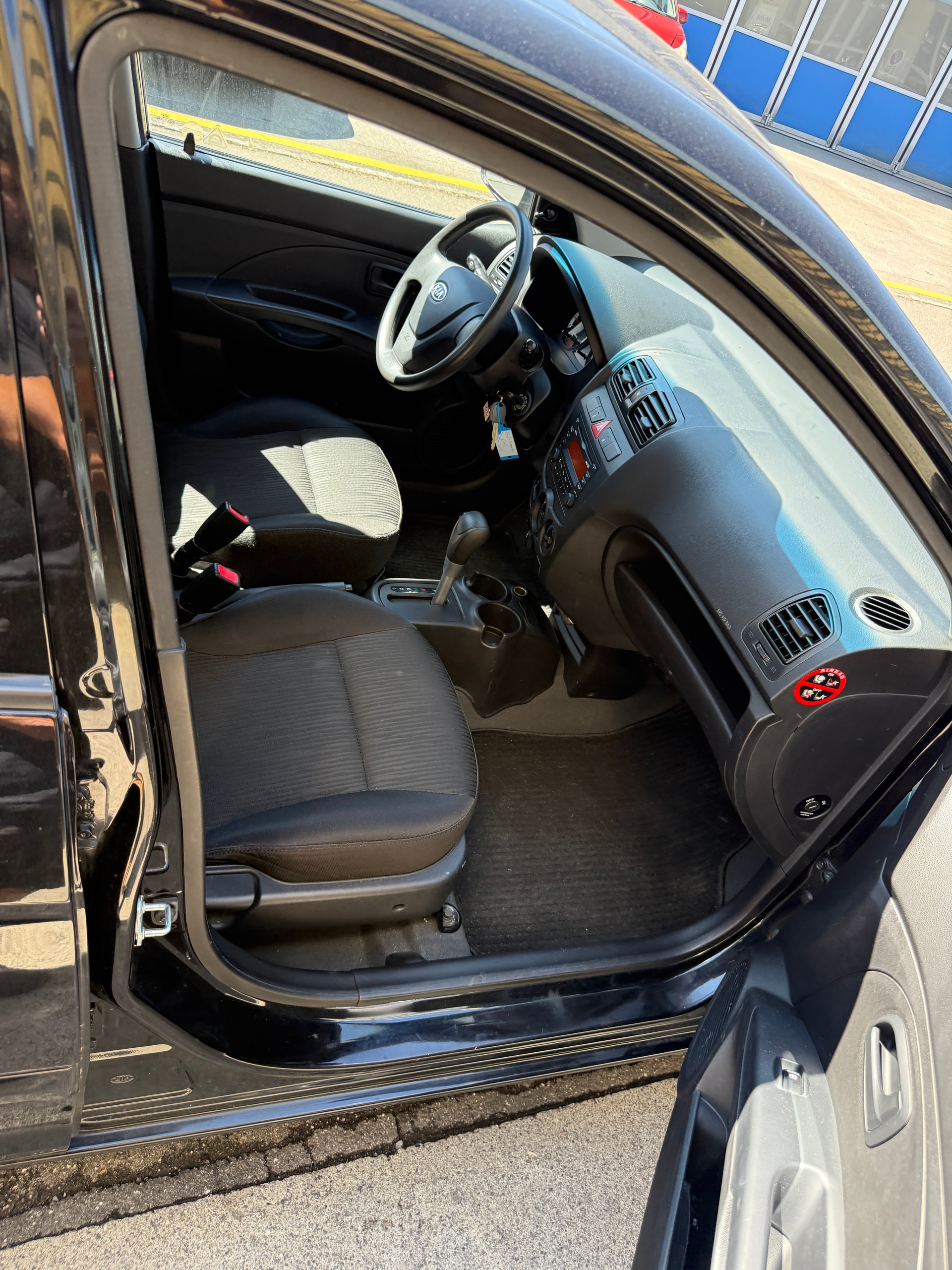 KIA Picanto 1.1 Trend Automatic-image-9