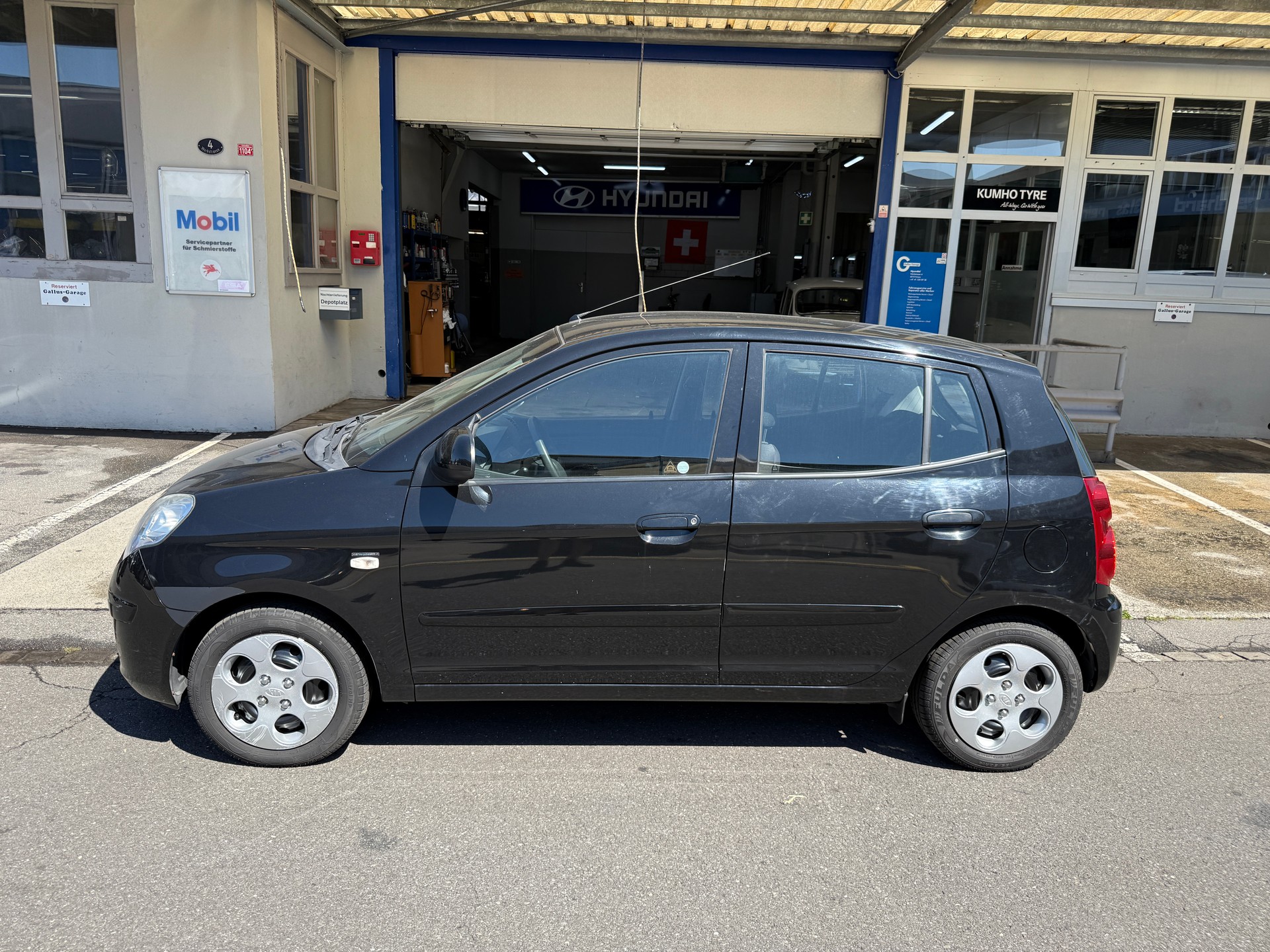 KIA Picanto 1.1 Trend Automatic-image-1