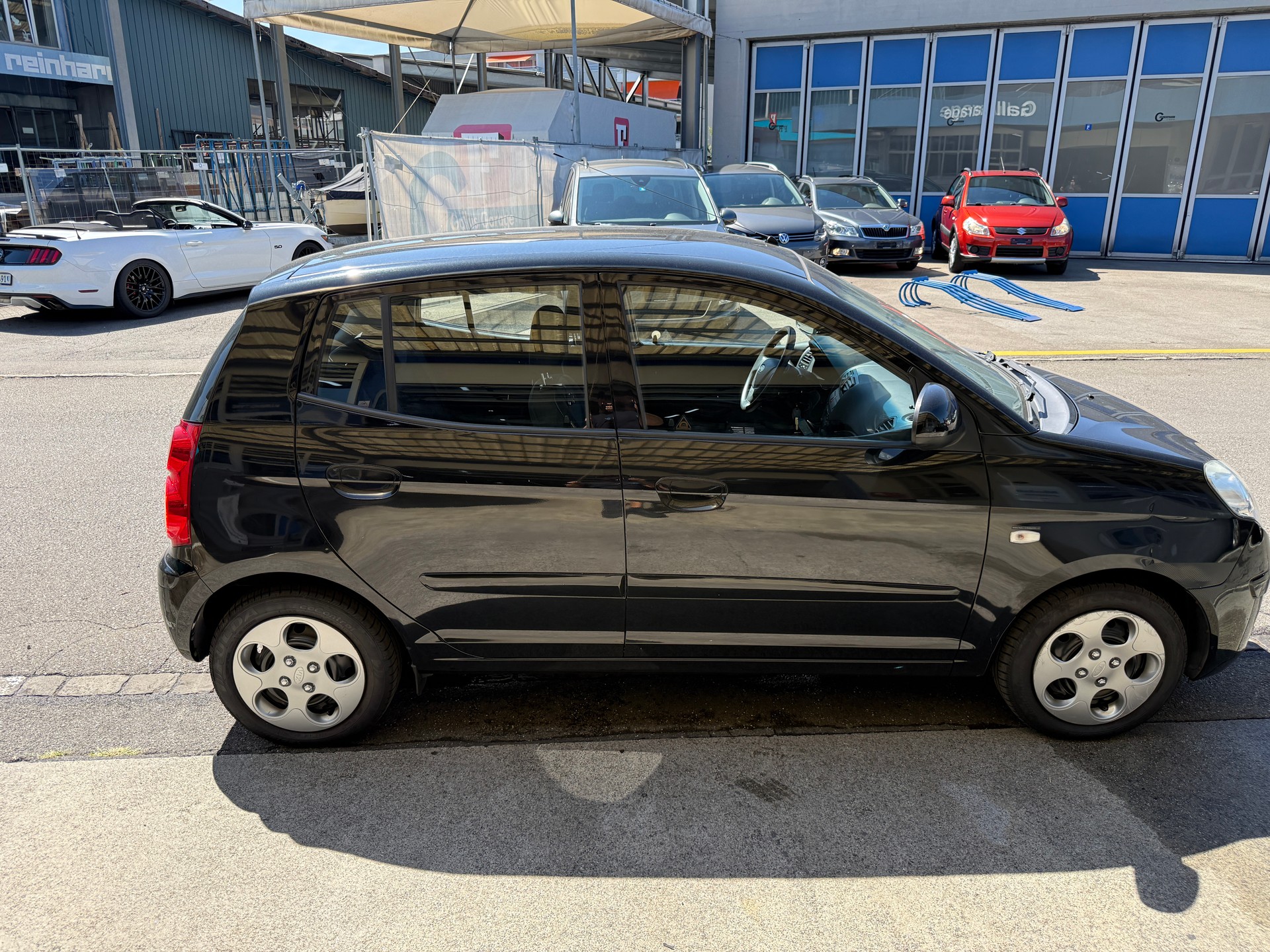 KIA Picanto 1.1 Trend Automatic-image-3