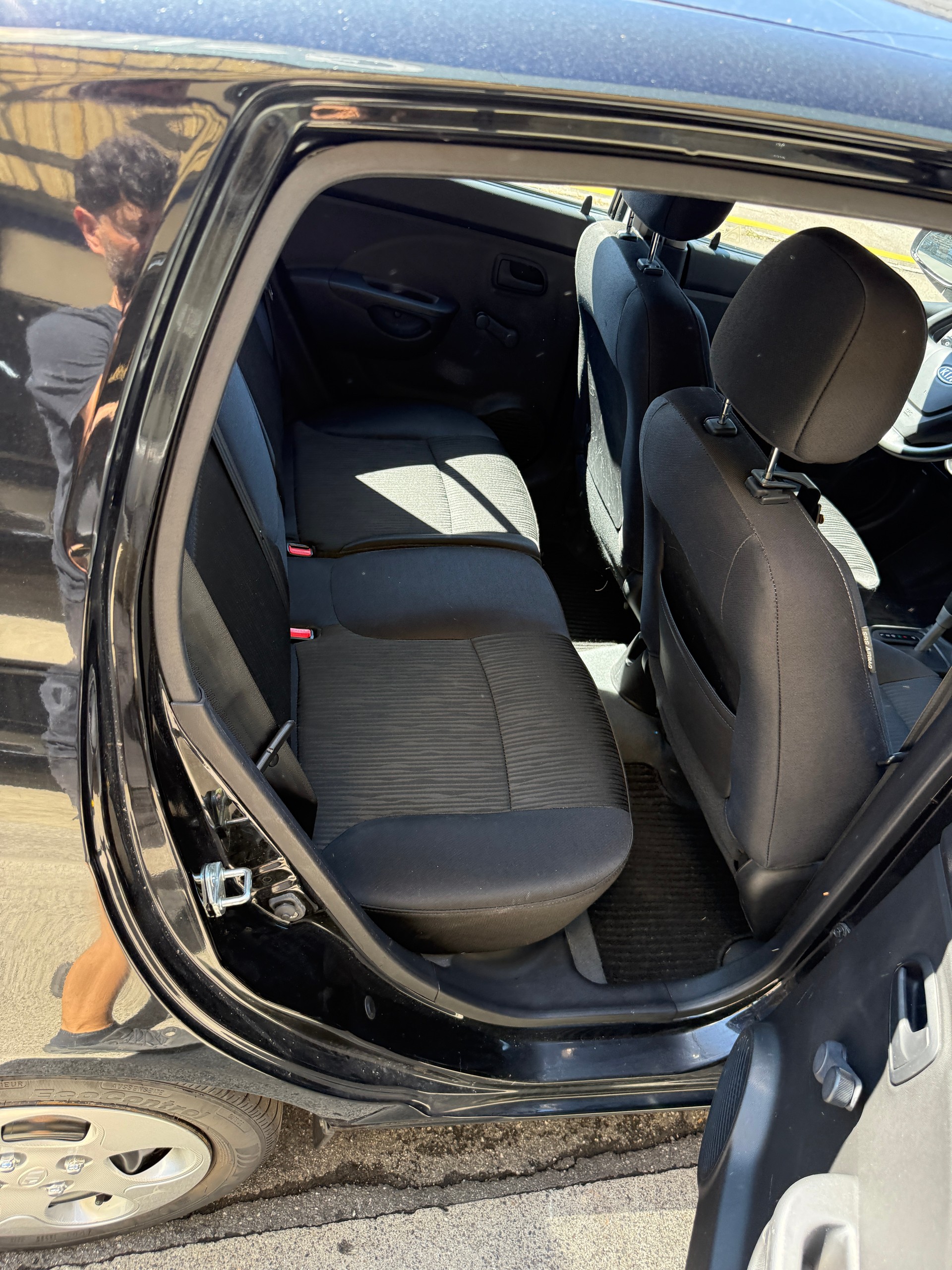 KIA Picanto 1.1 Trend Automatic-image-8