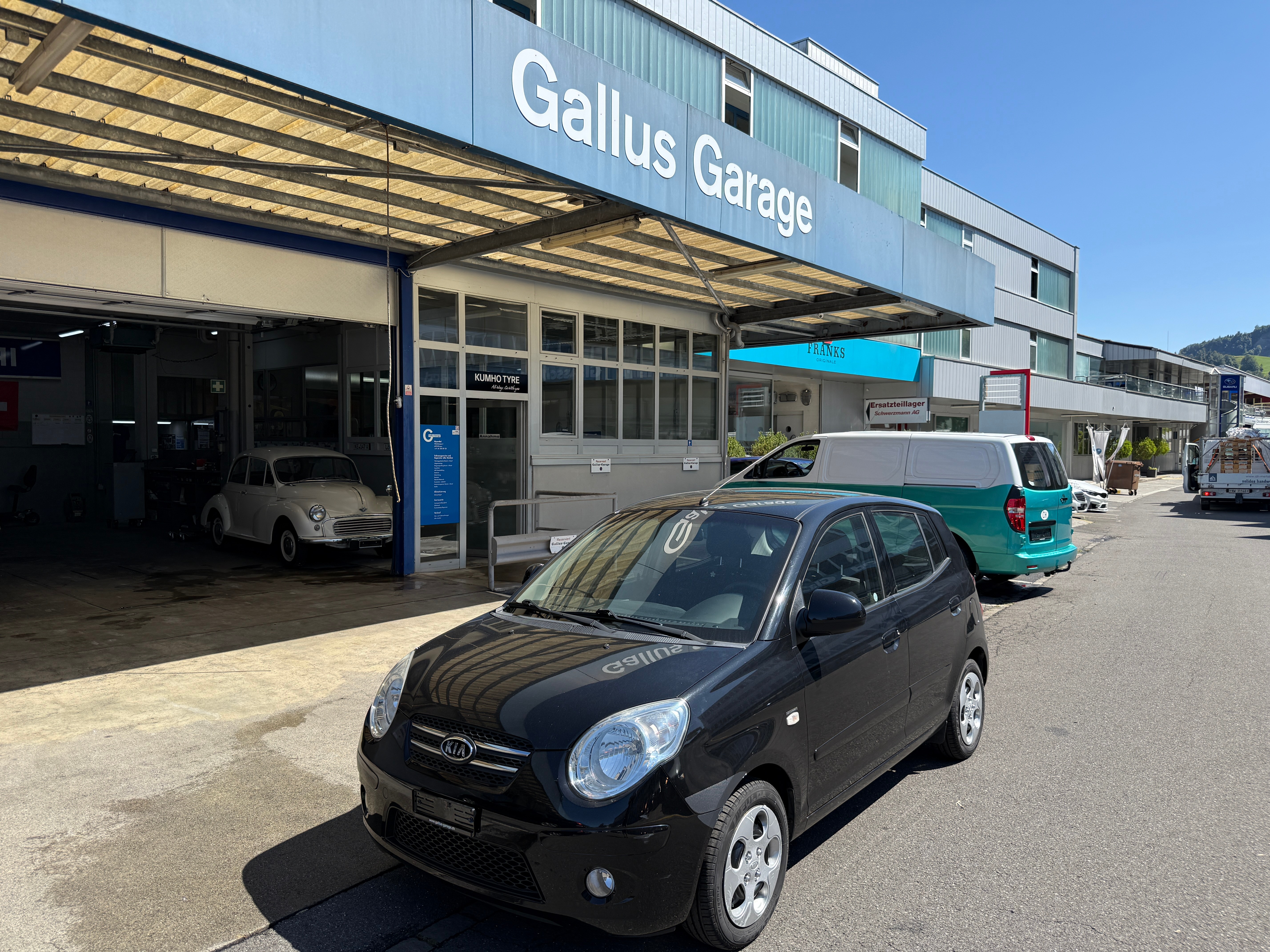 Car photo