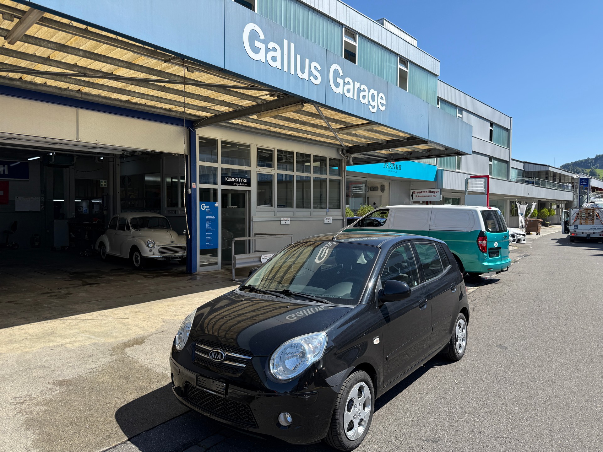 KIA Picanto 1.1 Trend Automatic-image-0