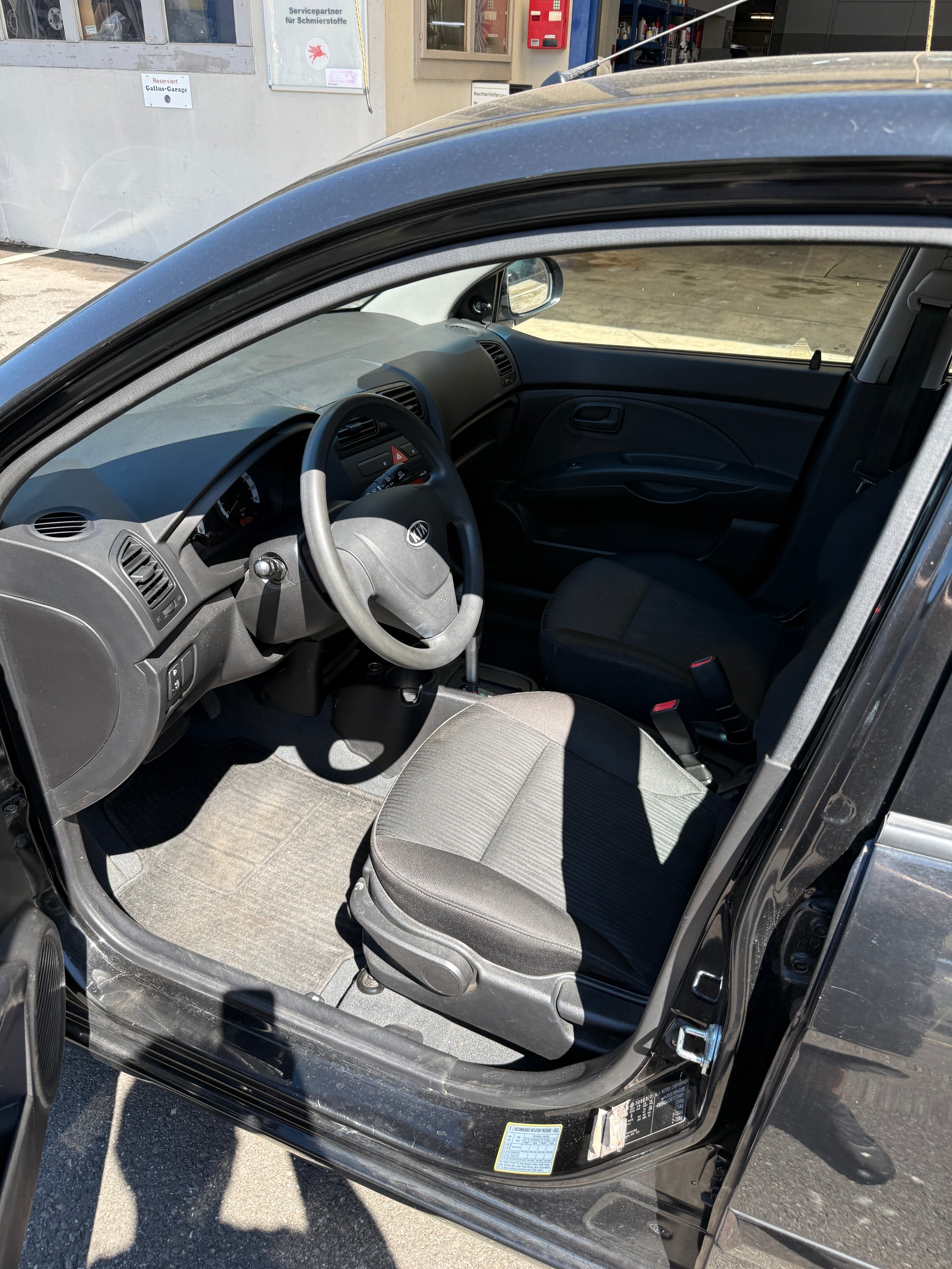 KIA Picanto 1.1 Trend Automatic-image-5