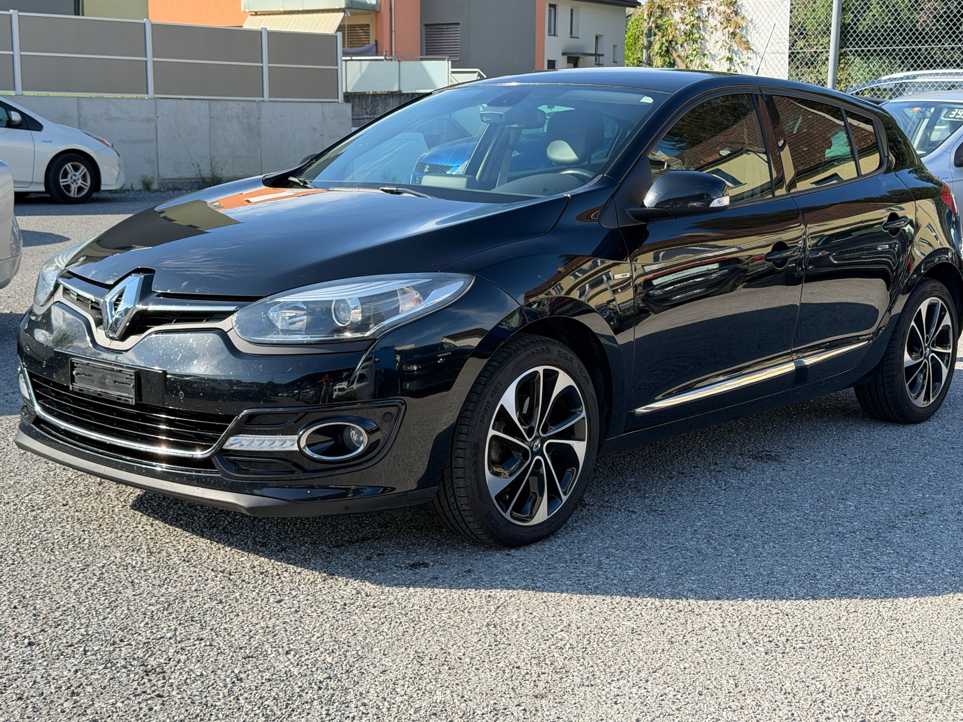 RENAULT Mégane 1.2 16V Turbo Bose EDC-image-2