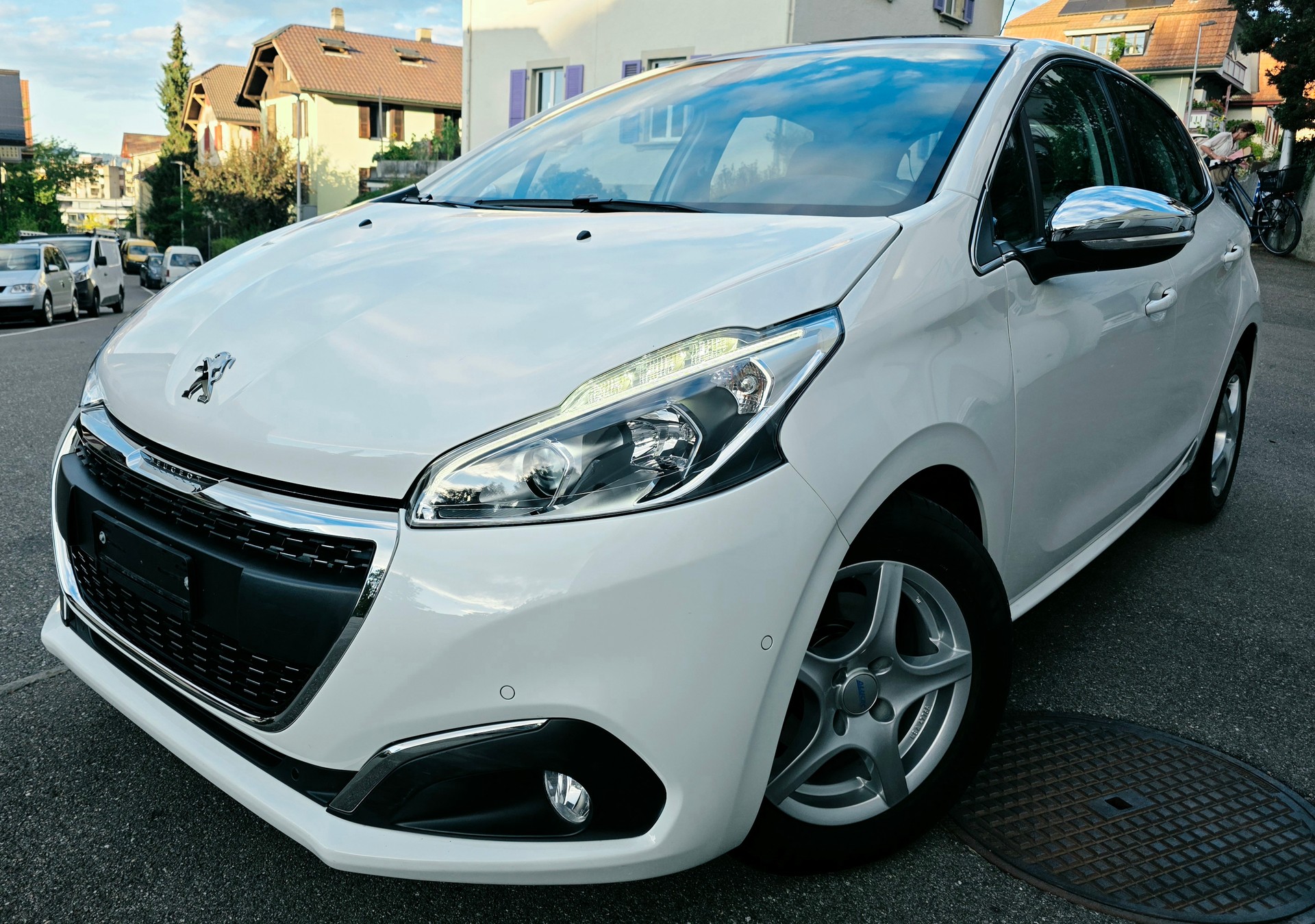 PEUGEOT 208 1.2 PureTech Style