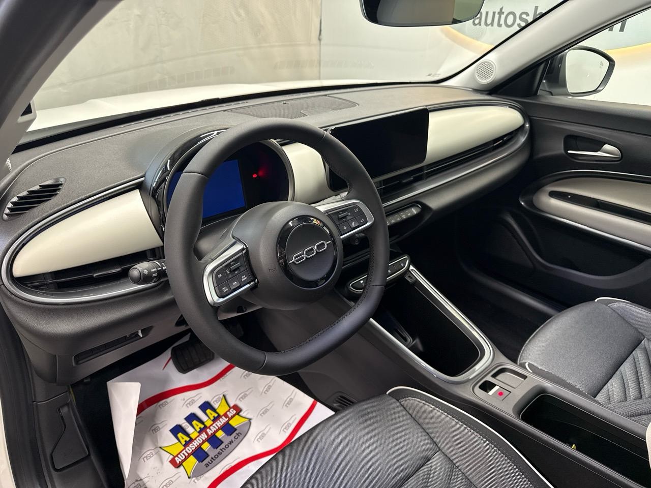 FIAT 600h MildHybrid La Prima-image-2