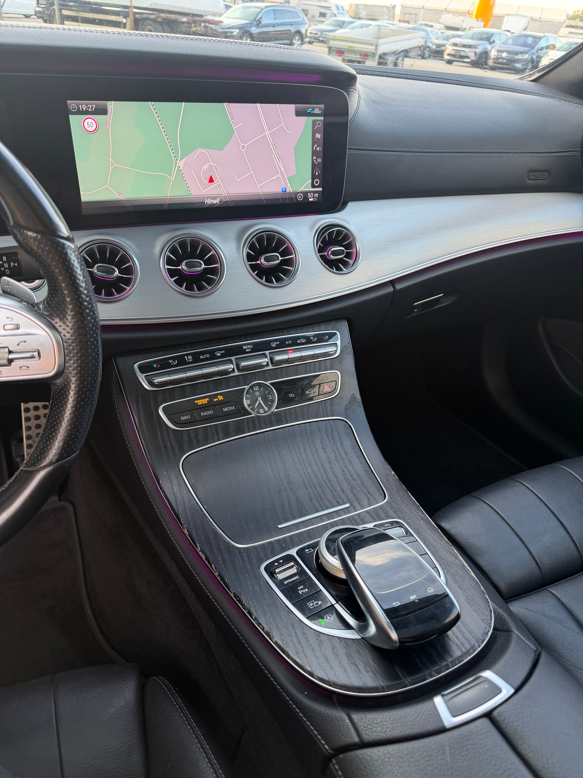 MERCEDES-BENZ E 200 Coupé Avantgarde 4 Matic 9G-Tronic-image-10