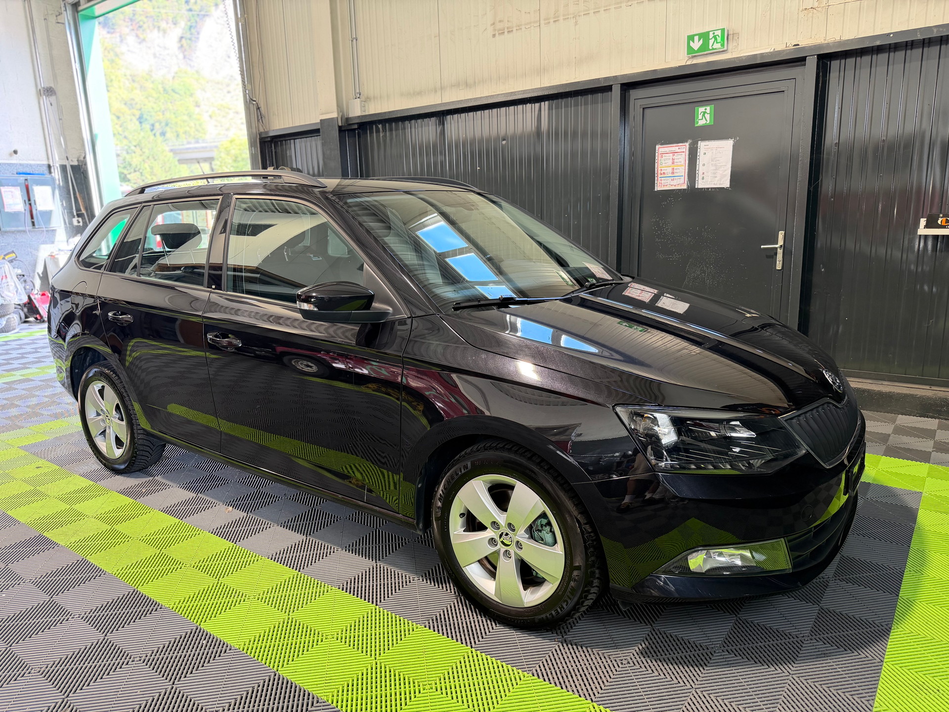 SKODA Fabia 1.2 TSI Style DSG-image-1