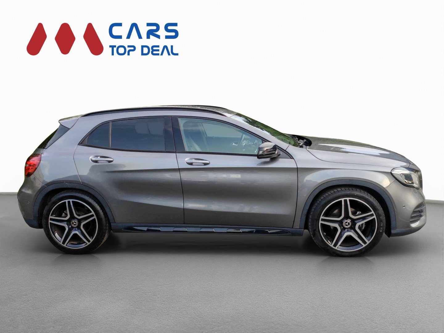MERCEDES-BENZ GLA 200 AMG Line 7G-DCT – 74'200 km, Parktronic, 2 jeux de roues [Expertisé + Garantie 12 mois]-image-6