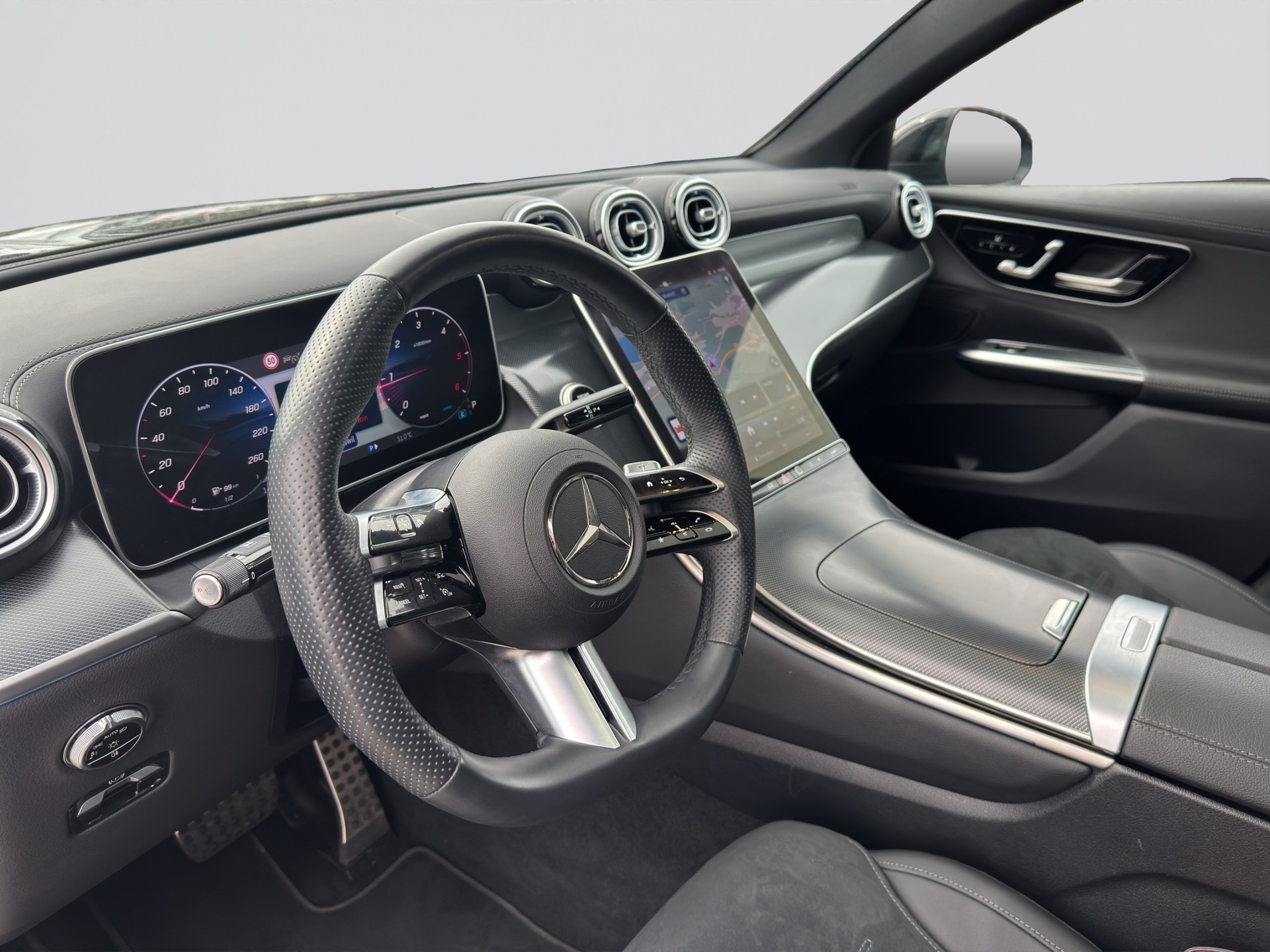 MERCEDES-BENZ GLC 220 GLC Coupé 220 d 4Matic 9G-Tronic AMG Line Night-image-6