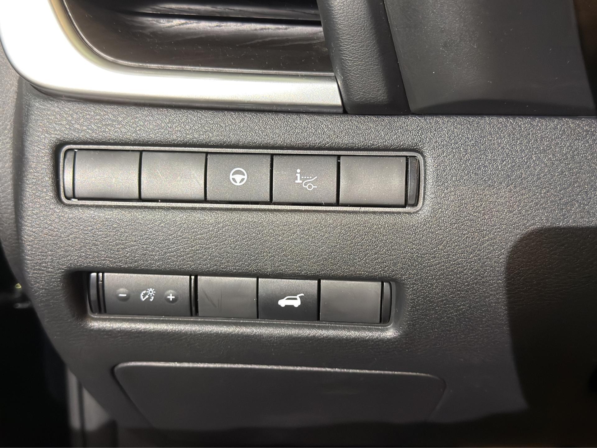 NISSAN X-Trail 1.5 VC-T e-Power 4WD 7 Sitze Tekna-image-20