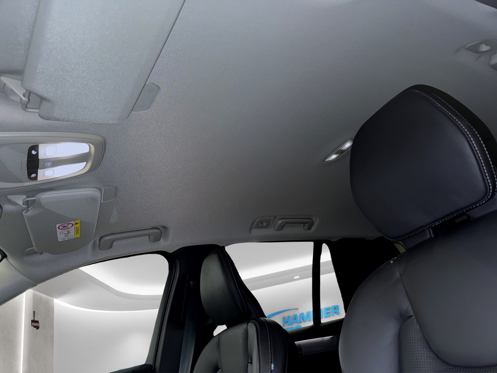 VOLVO XC90 2.0 T8 TE Plus Dark eAWD-image-8