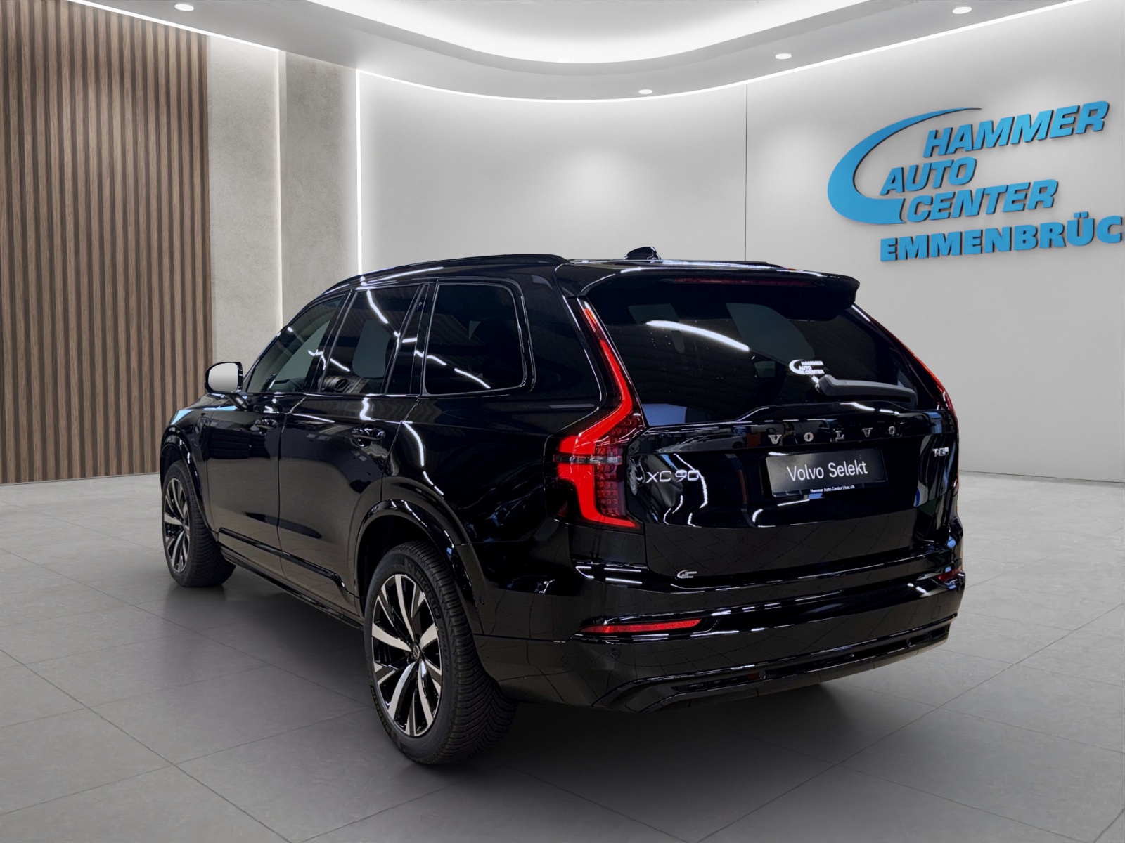 VOLVO XC90 2.0 T8 TE Plus Dark eAWD-image-2