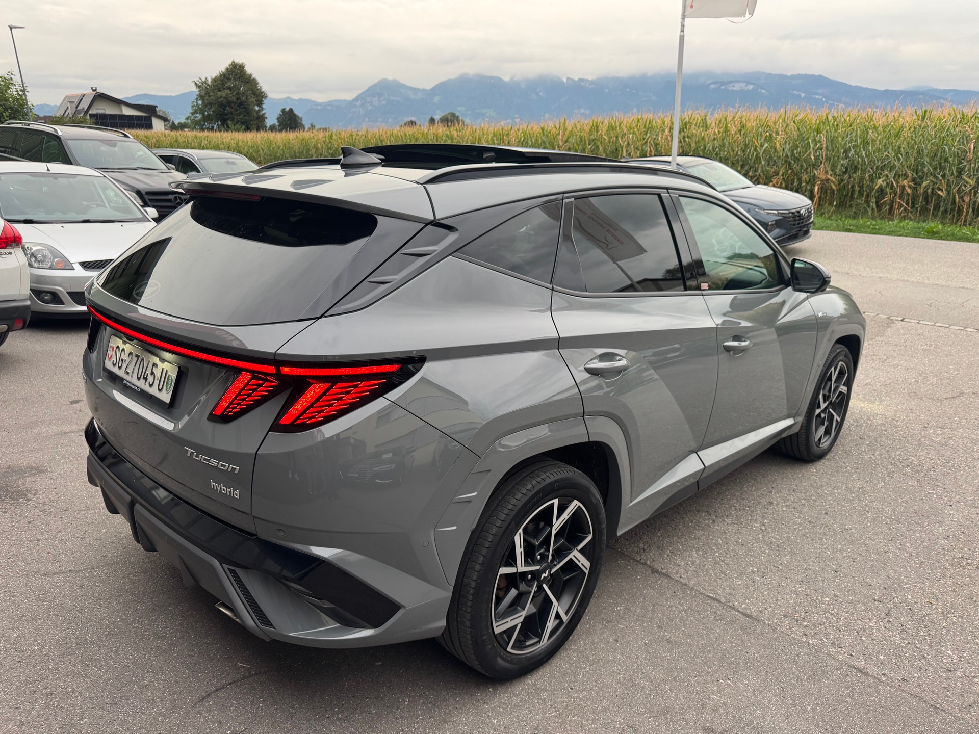 HYUNDAI Tucson 1.6 TGDI HEV N-Line 4WD-image-8
