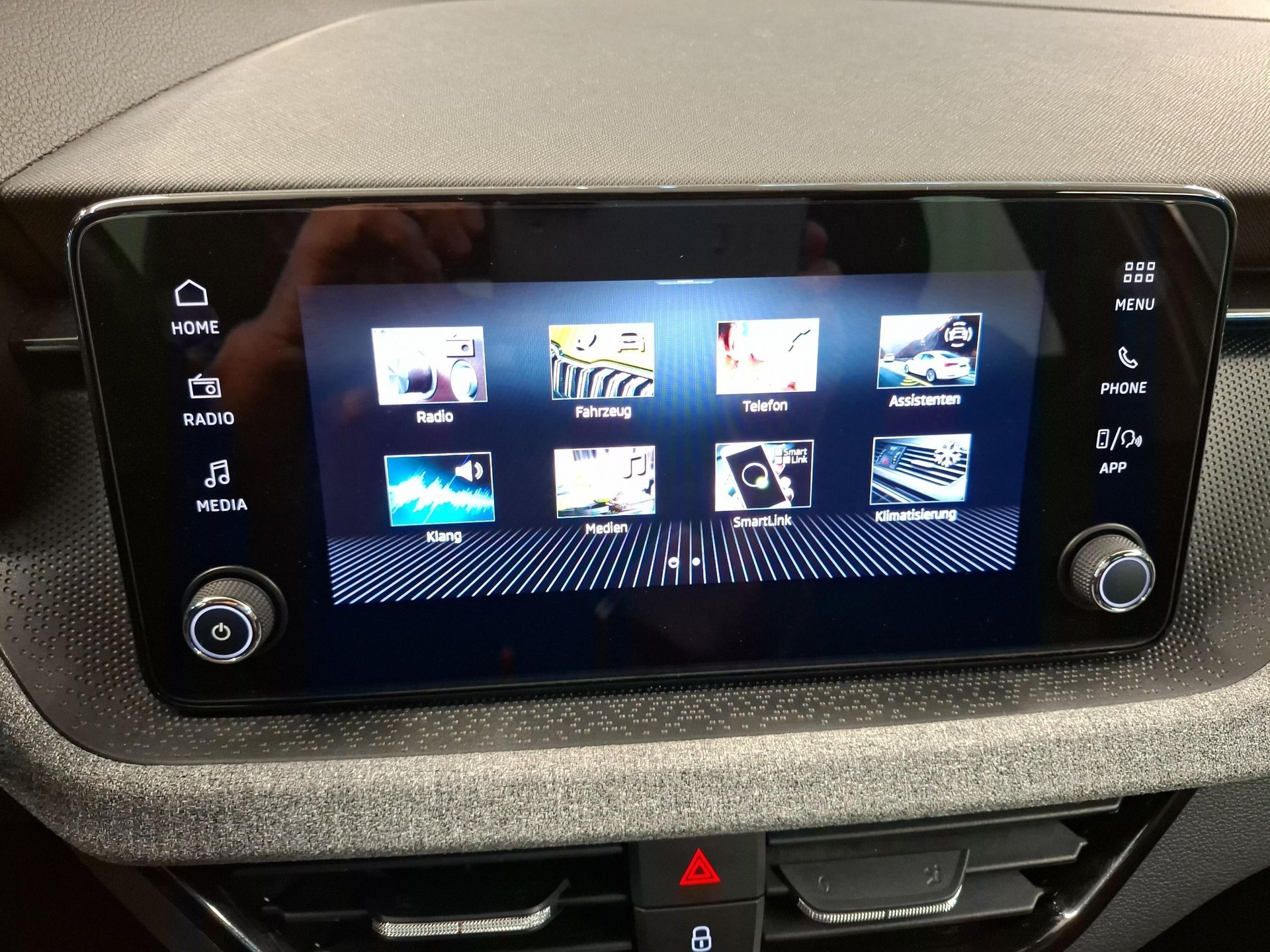 SKODA Kamiq 1.0 TSI Selection DSG-image-14