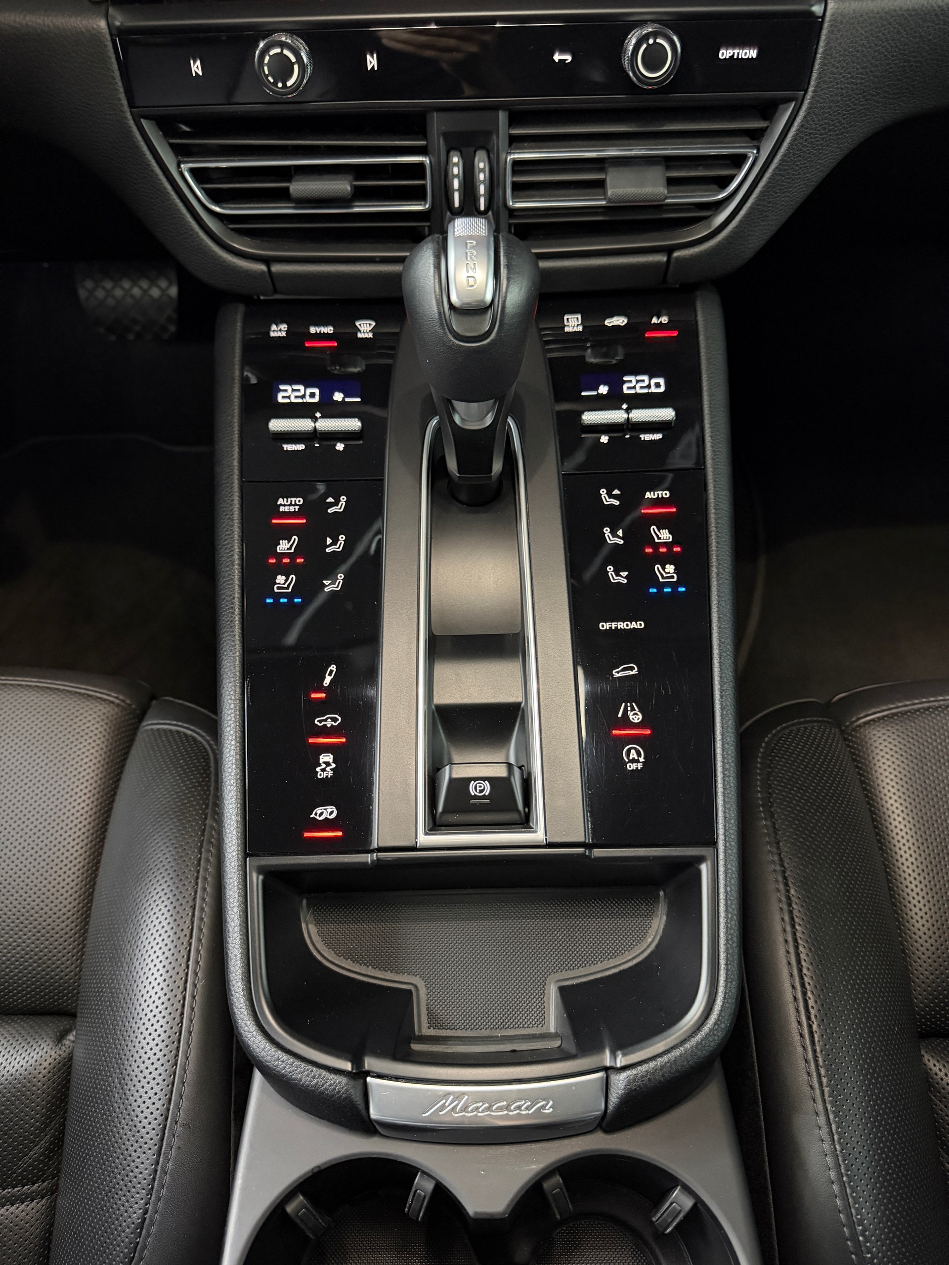 PORSCHE Macan S PDK-image-12