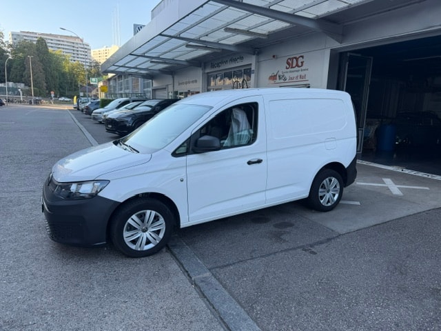 VW Caddy Cargo 1.5 TSI Entry-image-3